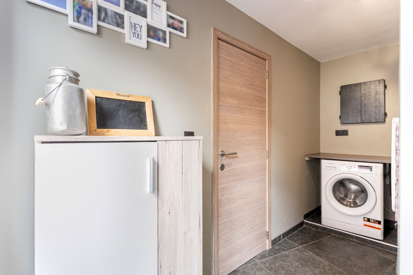 Instapklare woning op 9a30, met 3 slpks, garage en tuin  foto 21
