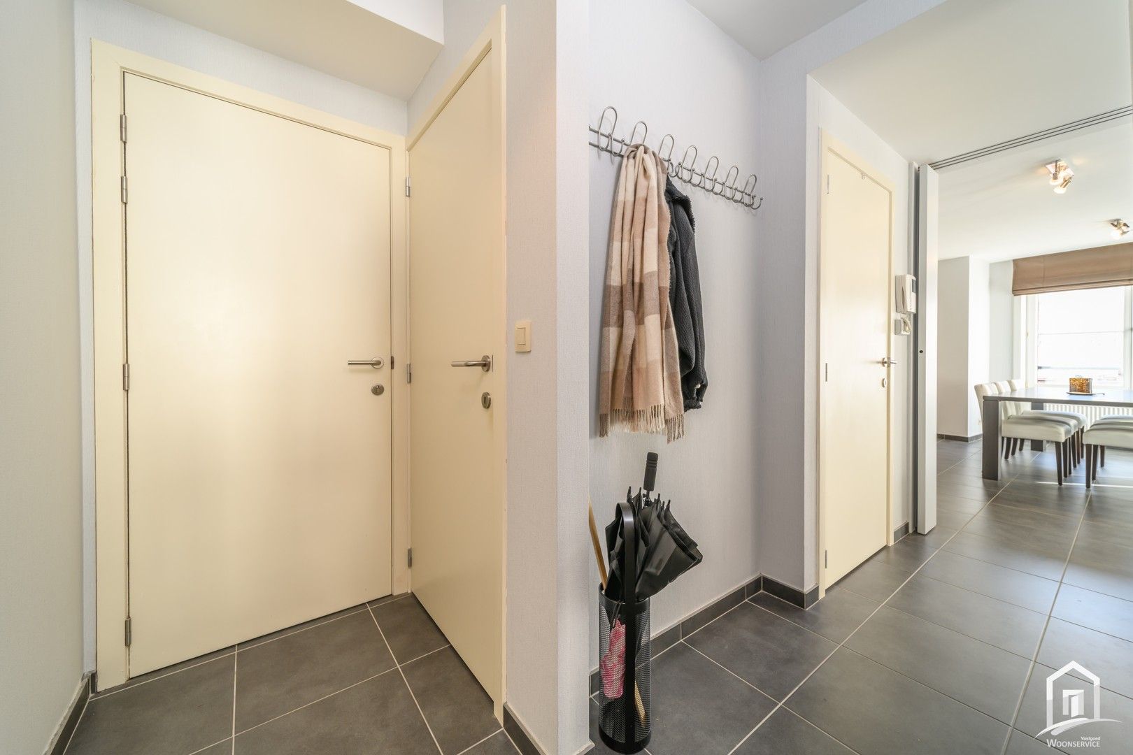 Lichtrijk appartement vlakbij de zeedijk van Knokke-Heist foto 3