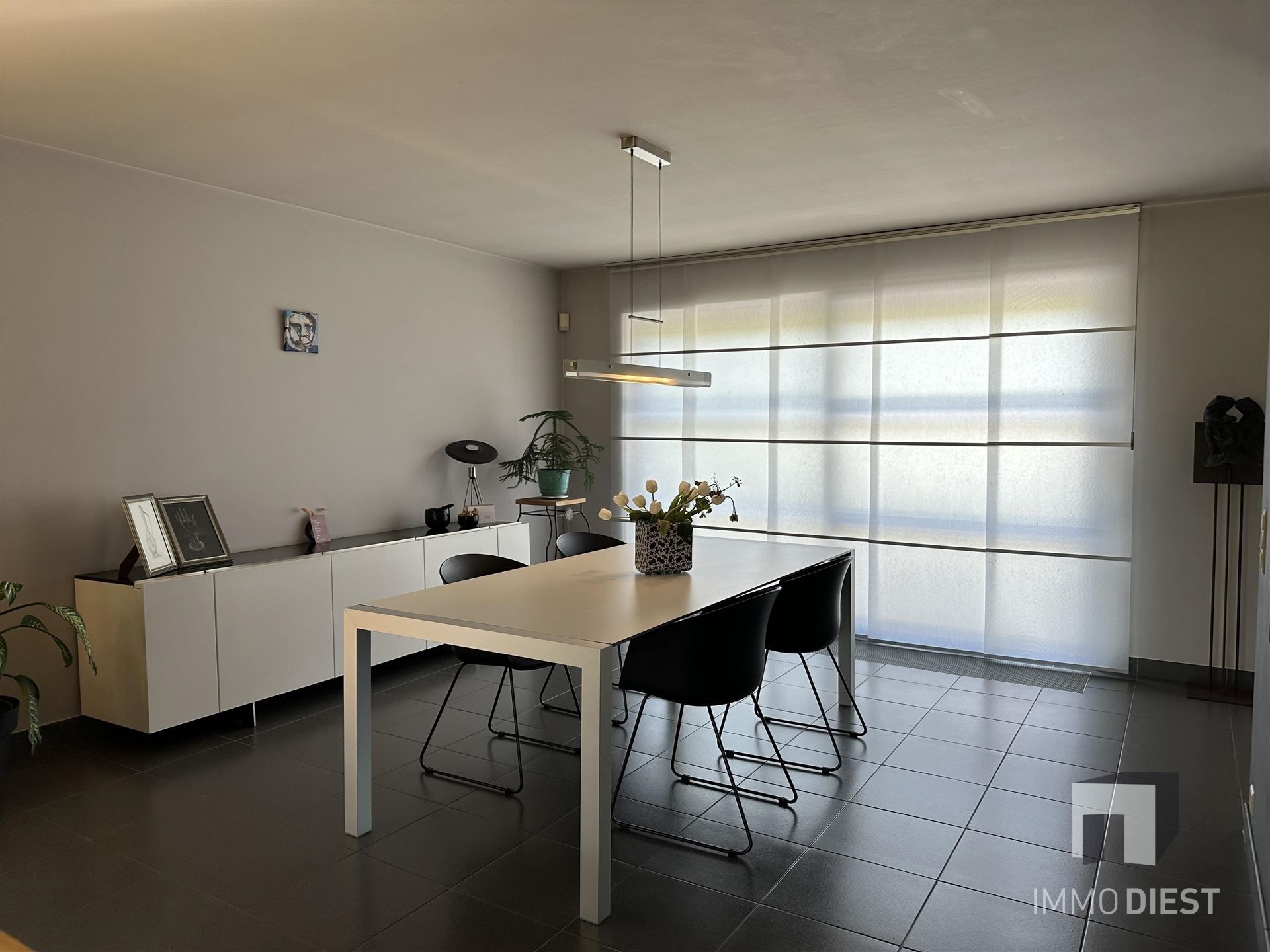 Instapklare woning met zicht op agrarisch gebied - bureau + 3 slpks foto 10