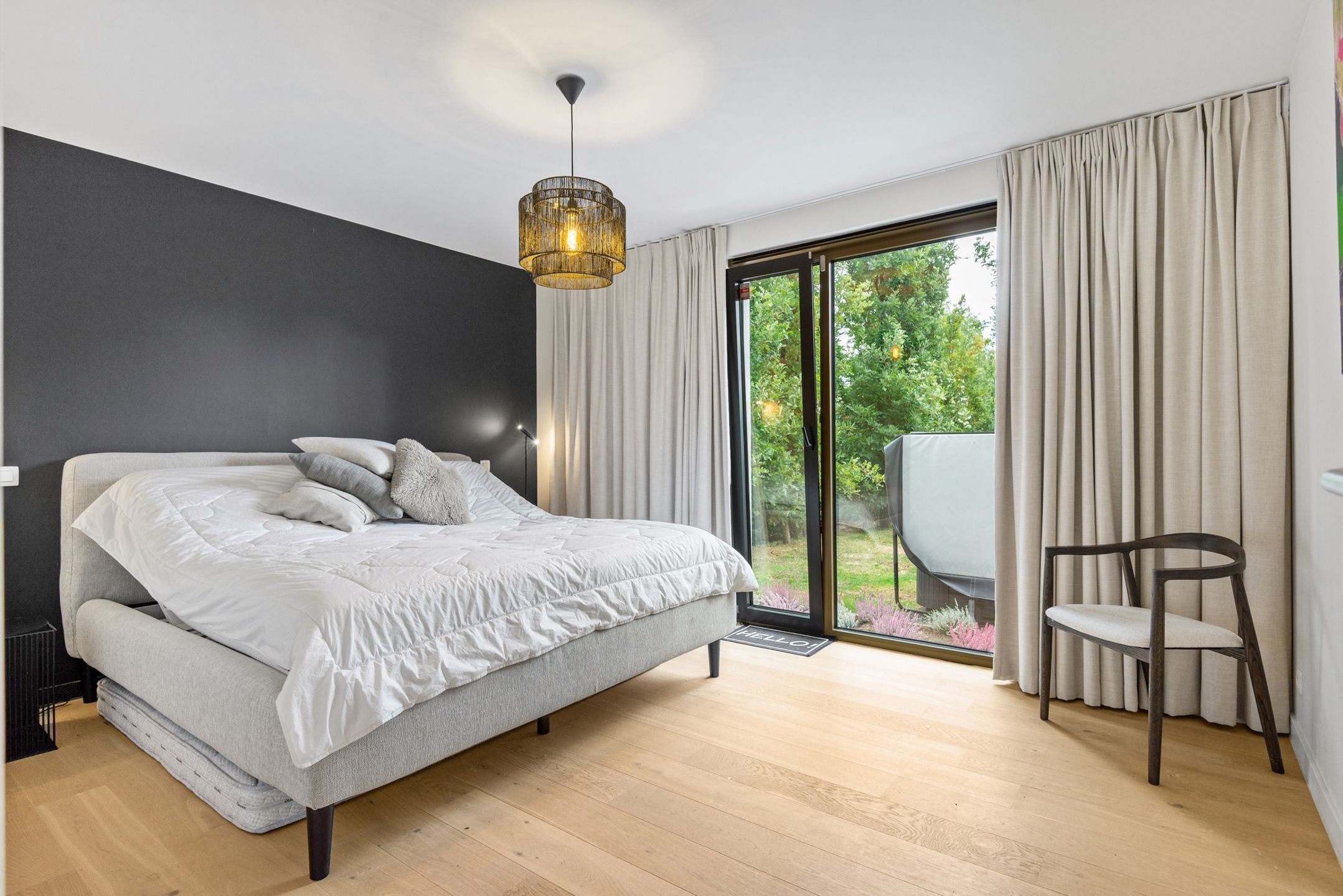 Prachtig afgewerkt, recent gelijkvloers appartement met tuin foto 10