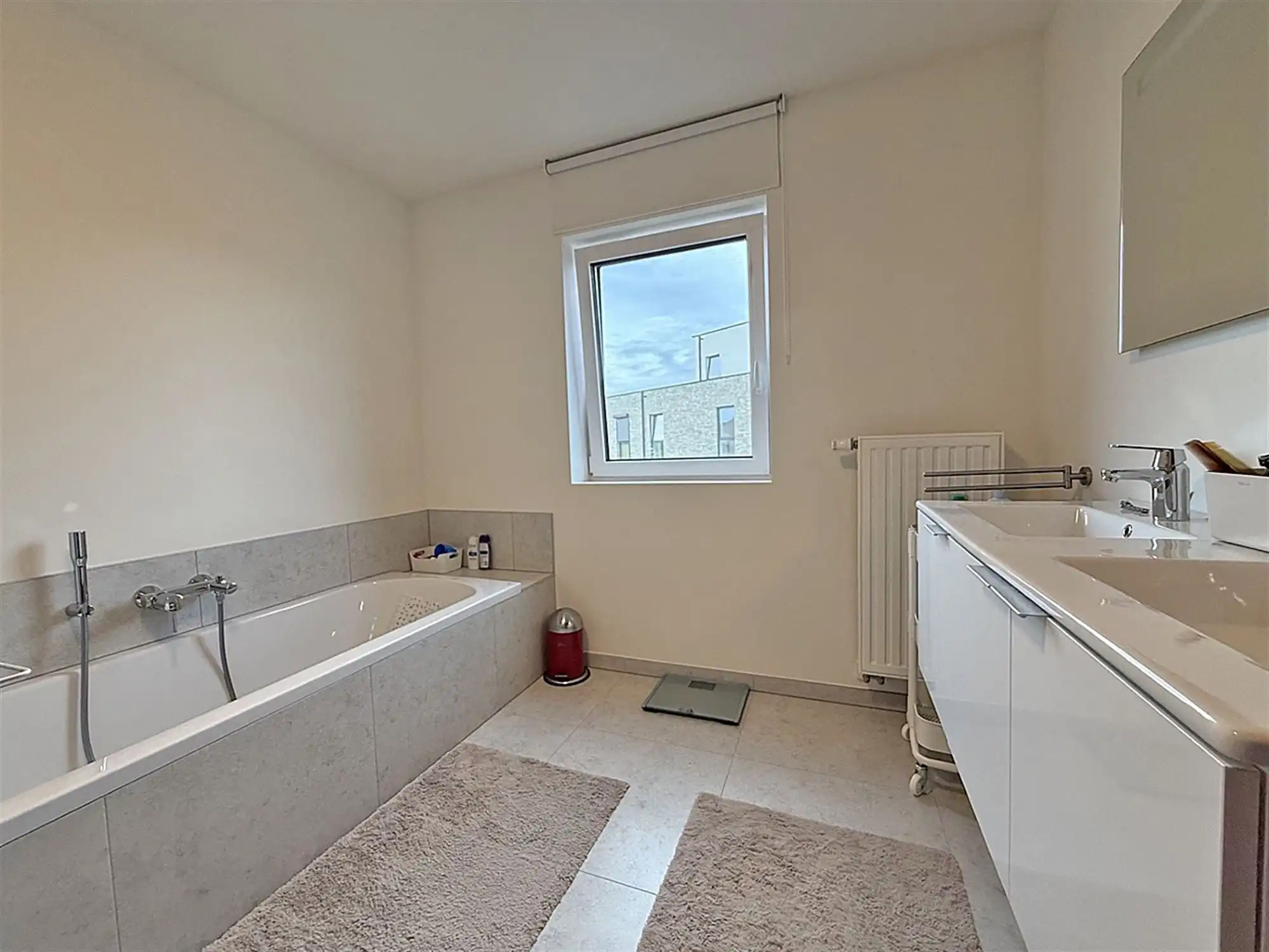 Instapklare WONING met 3 slaapkamers, tuin / terras & carport, gelegen in een rustige, kindvriendelijke buurt foto 17