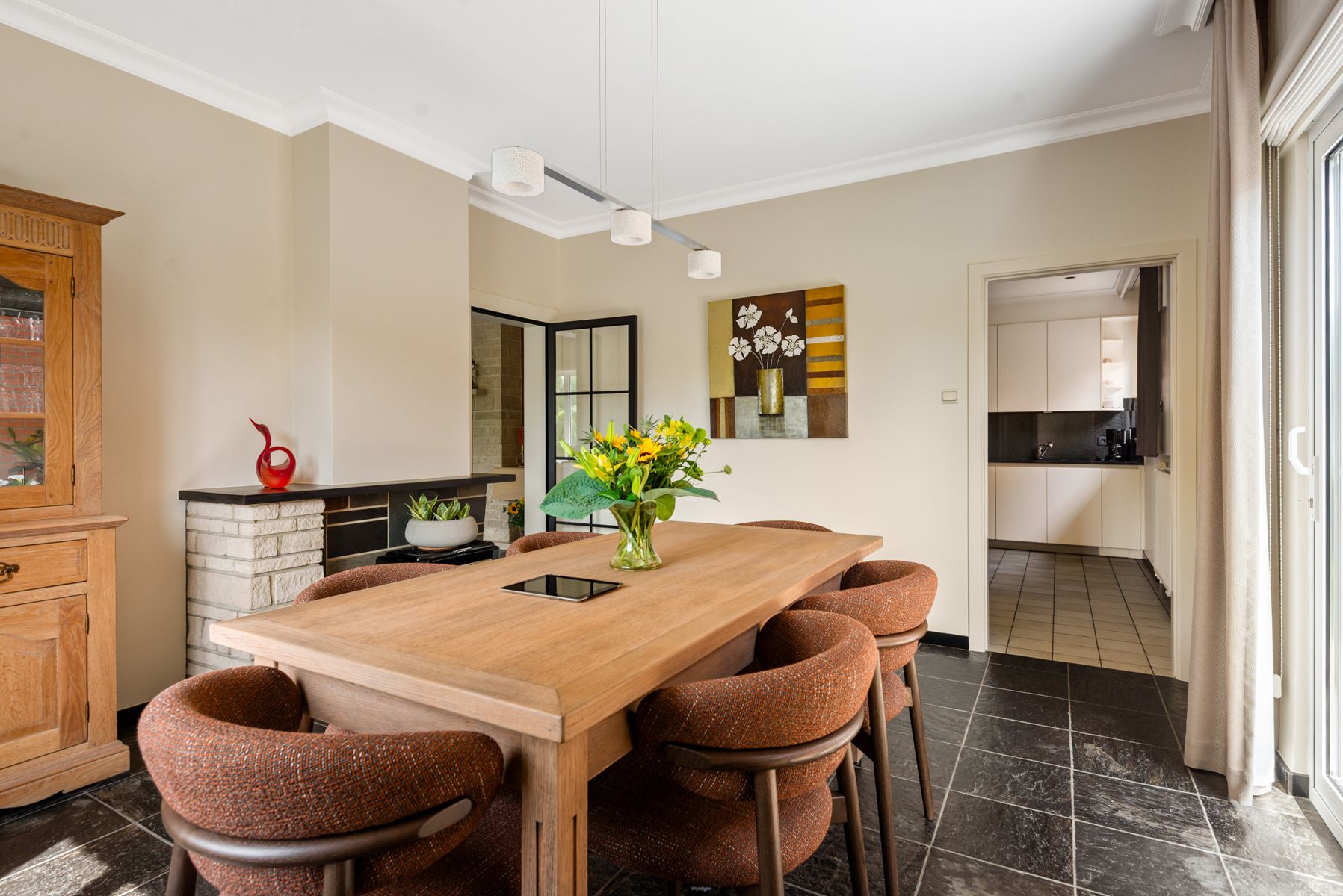 Instapklare villa/bungalow met aansluitend kantoorruimte/handelsgelijkvloers op ruim perceel! foto 15