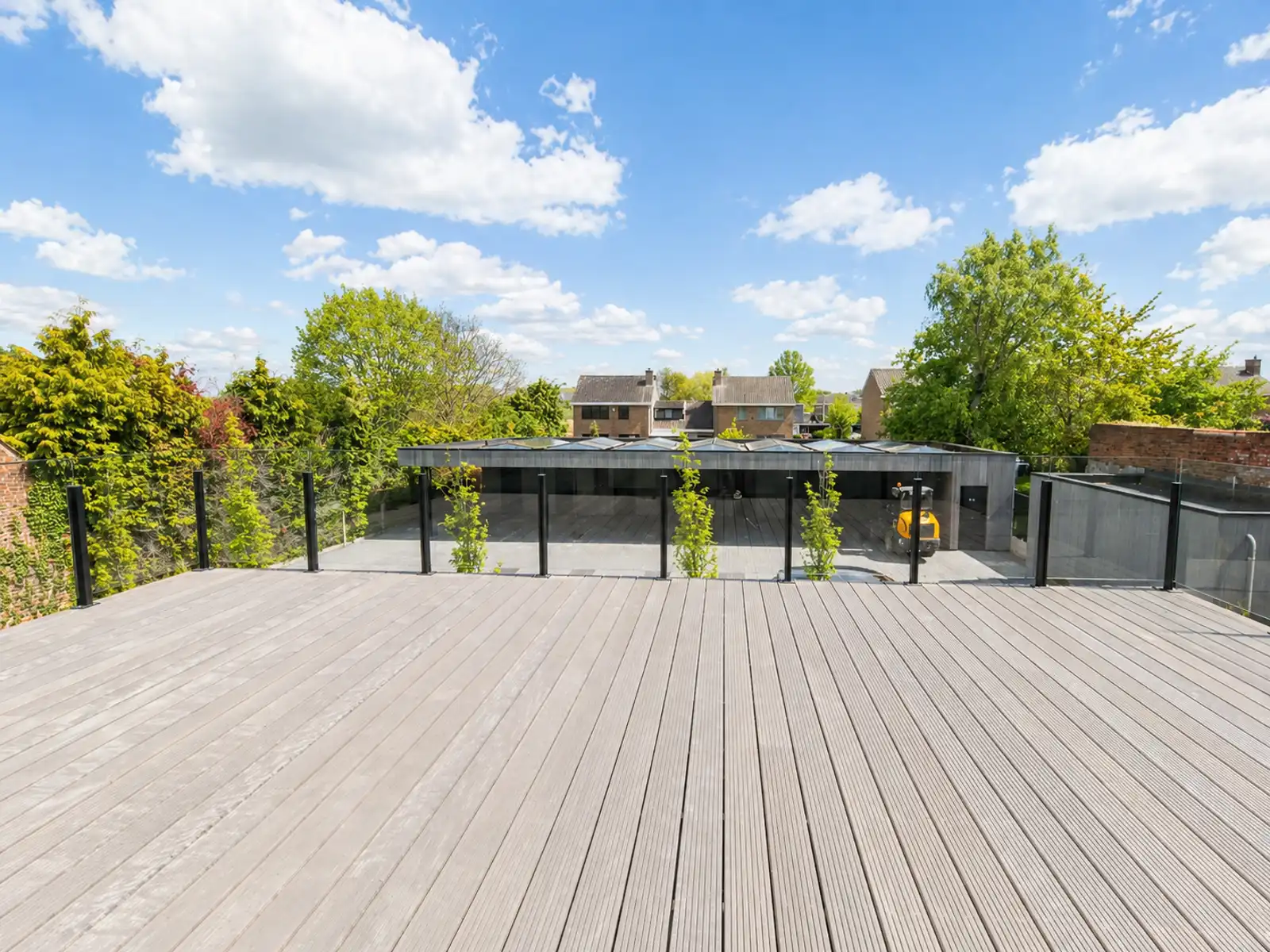 Instapklare app. met carport, berging en staanplaats inbegr. foto 13