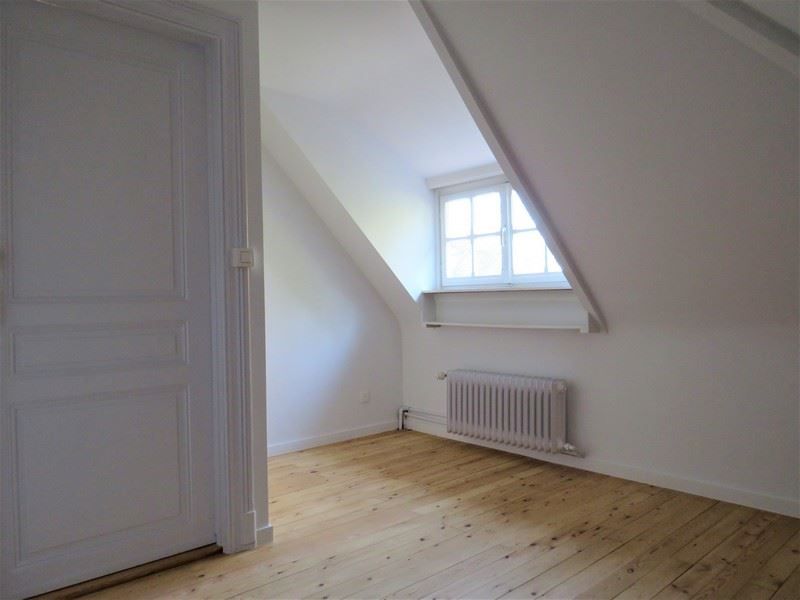 Villa met zonnige tuin in een rustige buurt foto 14