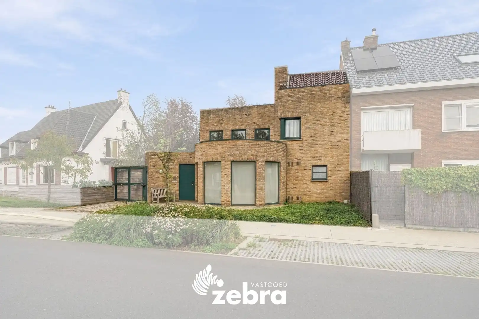 Unieke halfopen bebouwing in modernistische stijl in Roeselare! foto 18