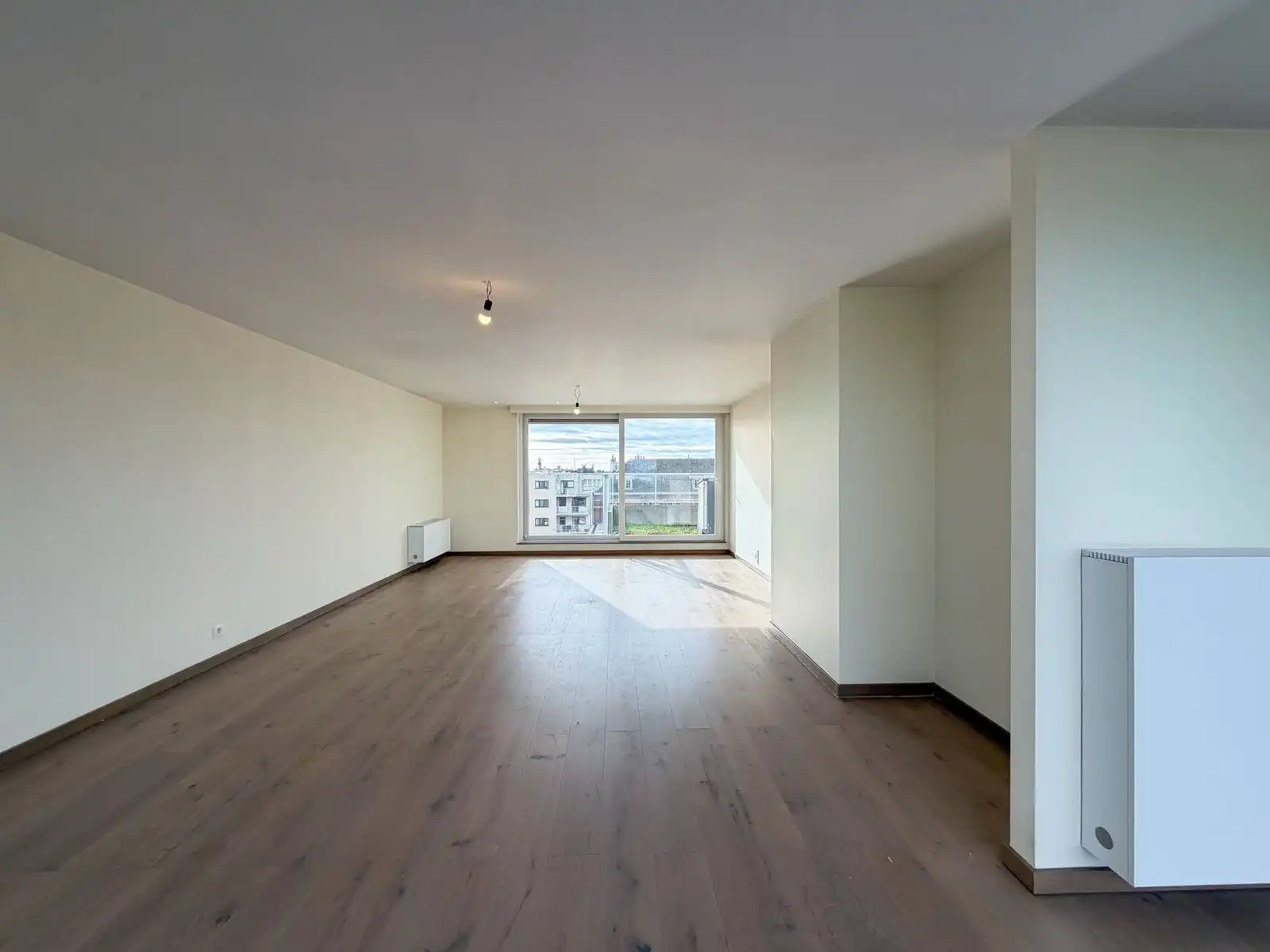 Zeer lichtrijk duplexappartement met twee slaapkamers en ruime terrassen in Oostende foto 14
