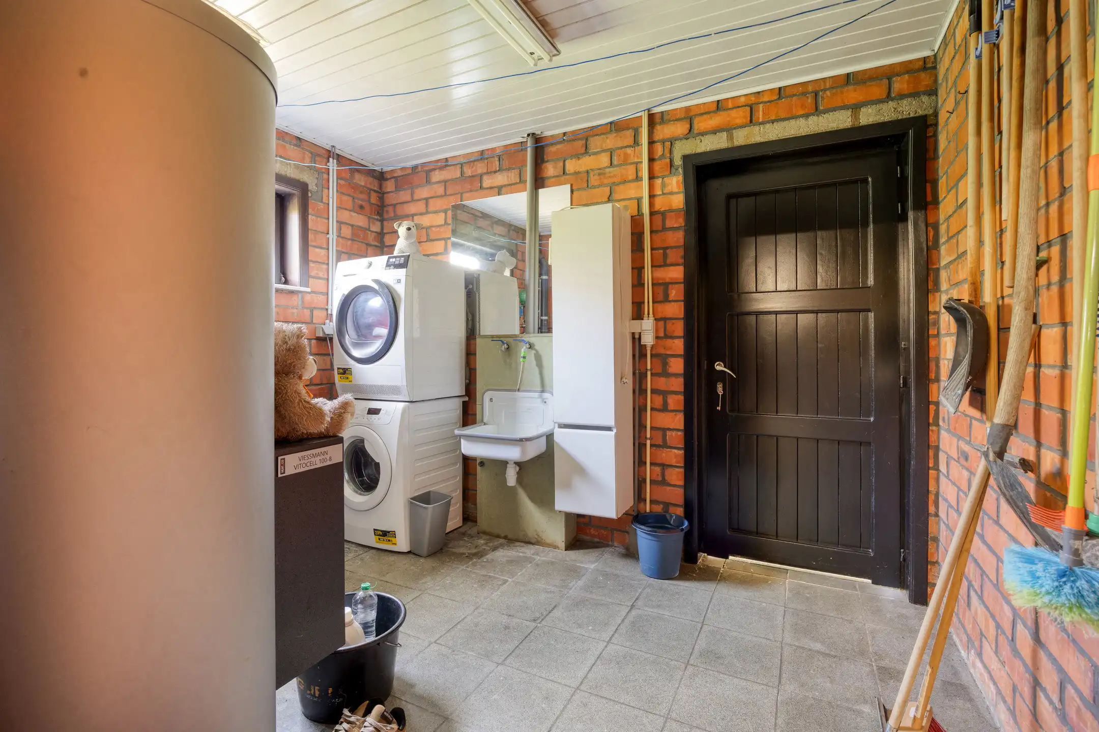 Ruime vrijstaande woning met potentieel foto 23