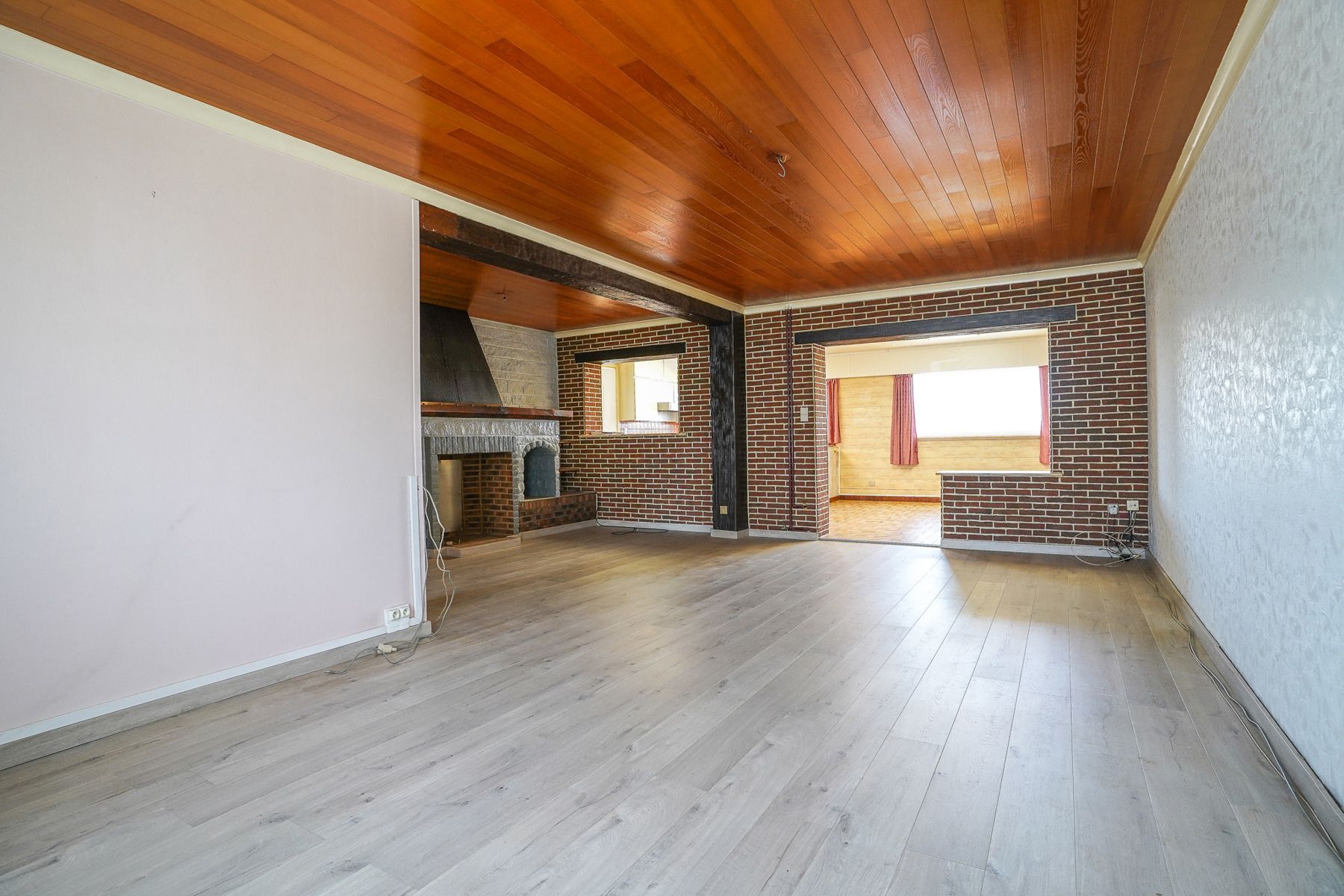 Rustig gelegen, te renoveren half open bebouwing in Tisselt. foto 7