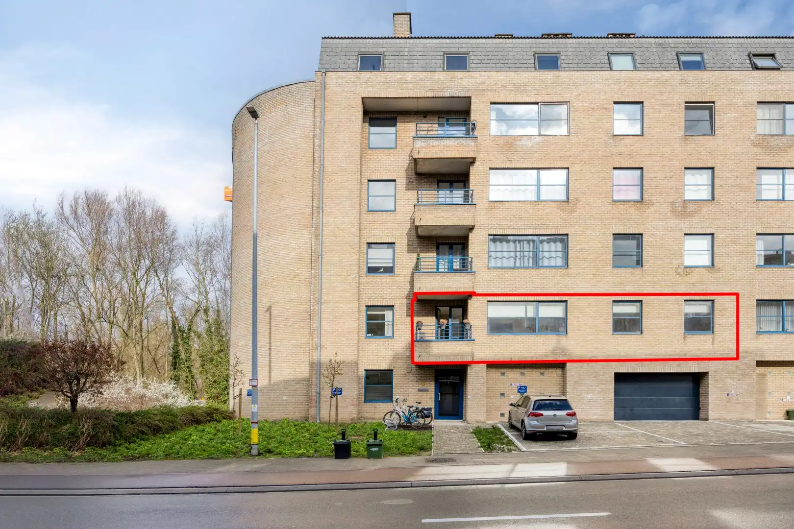 Goed gelegen 2-slaapkamerappartement  – EPC 107 kWh/m² foto 2