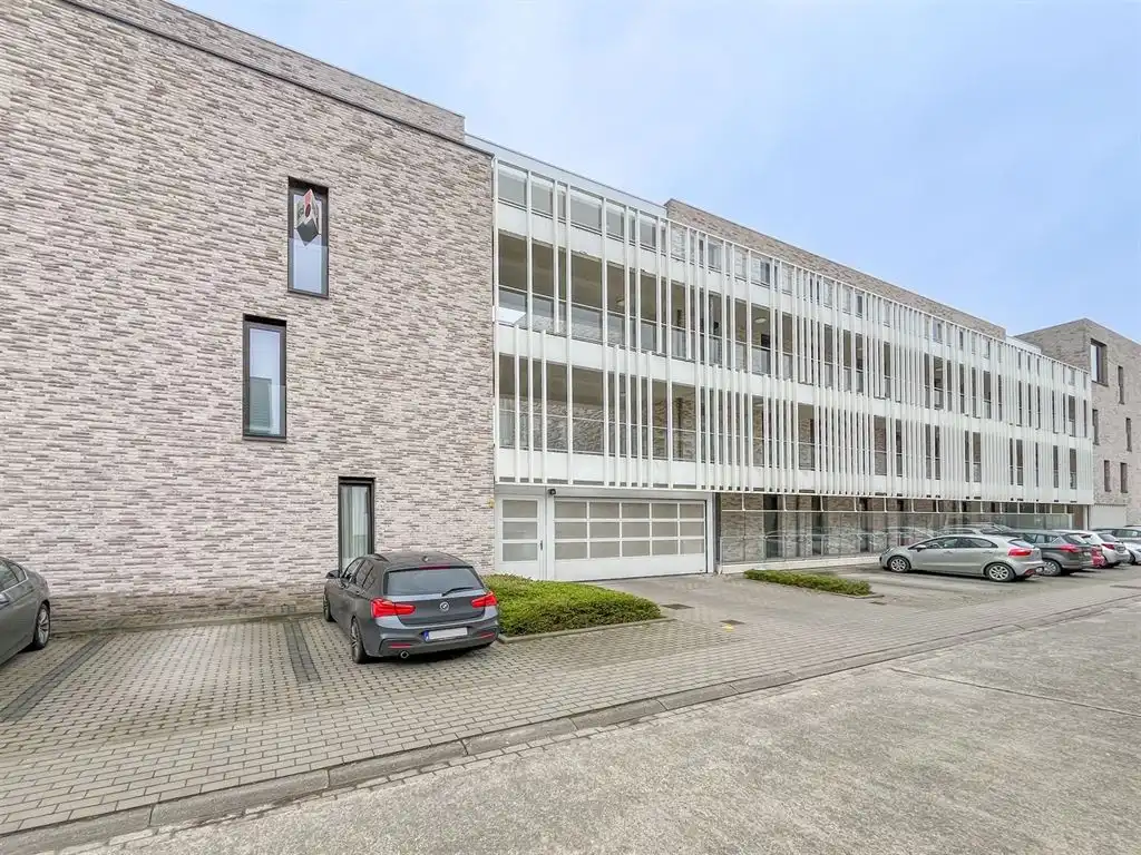 Ondergrondse staanplaats in centrum Herent! foto 6