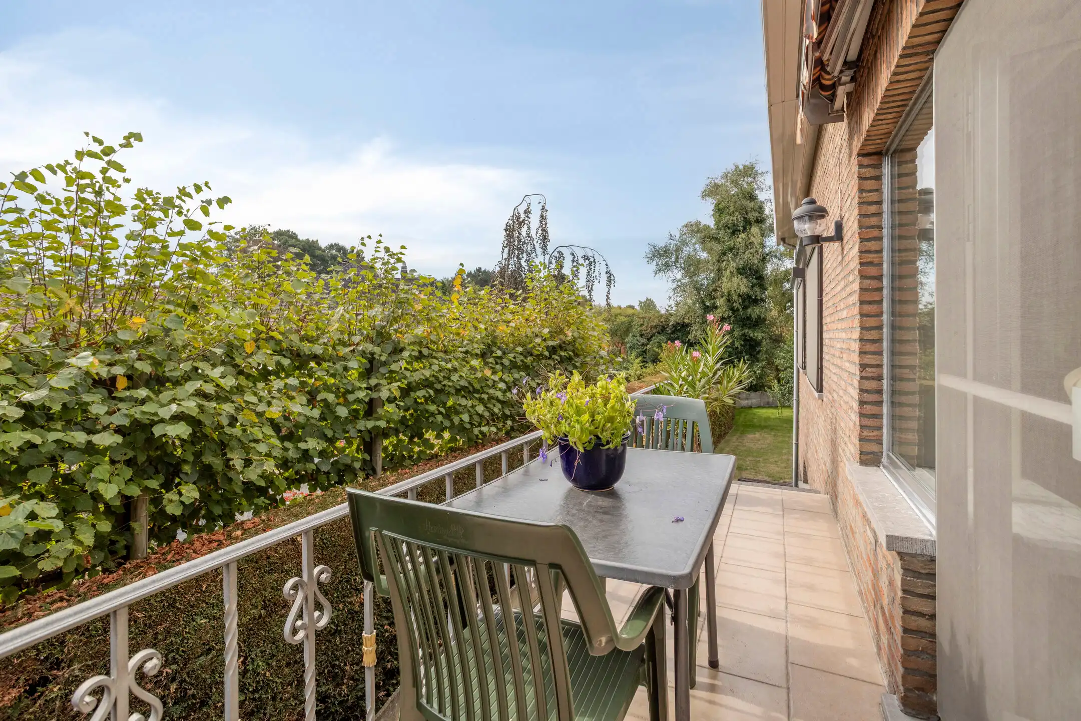 Perfect onderhouden woning met 3 slaapkamers op 8 are foto 33