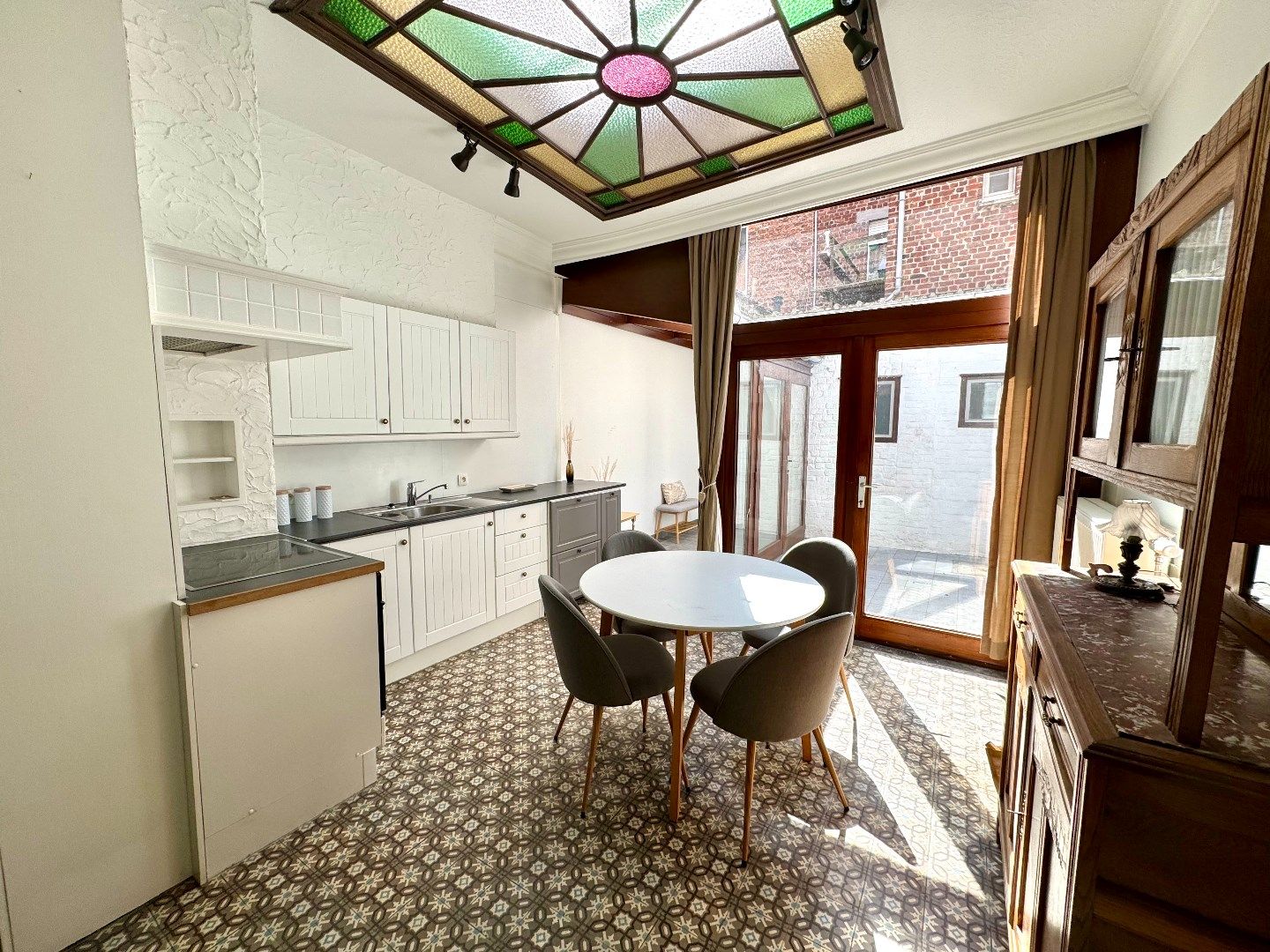 INSTAPKLARE WONING MET 5 SLPKS, 2 BADKAMERS EN TERRAS foto 7