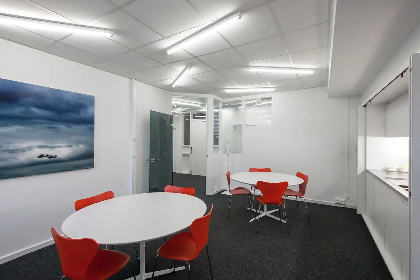 Perfect uitgerust kantoor (22 m²) met parking en alle faciliteiten inclusief, Torhout. foto 24