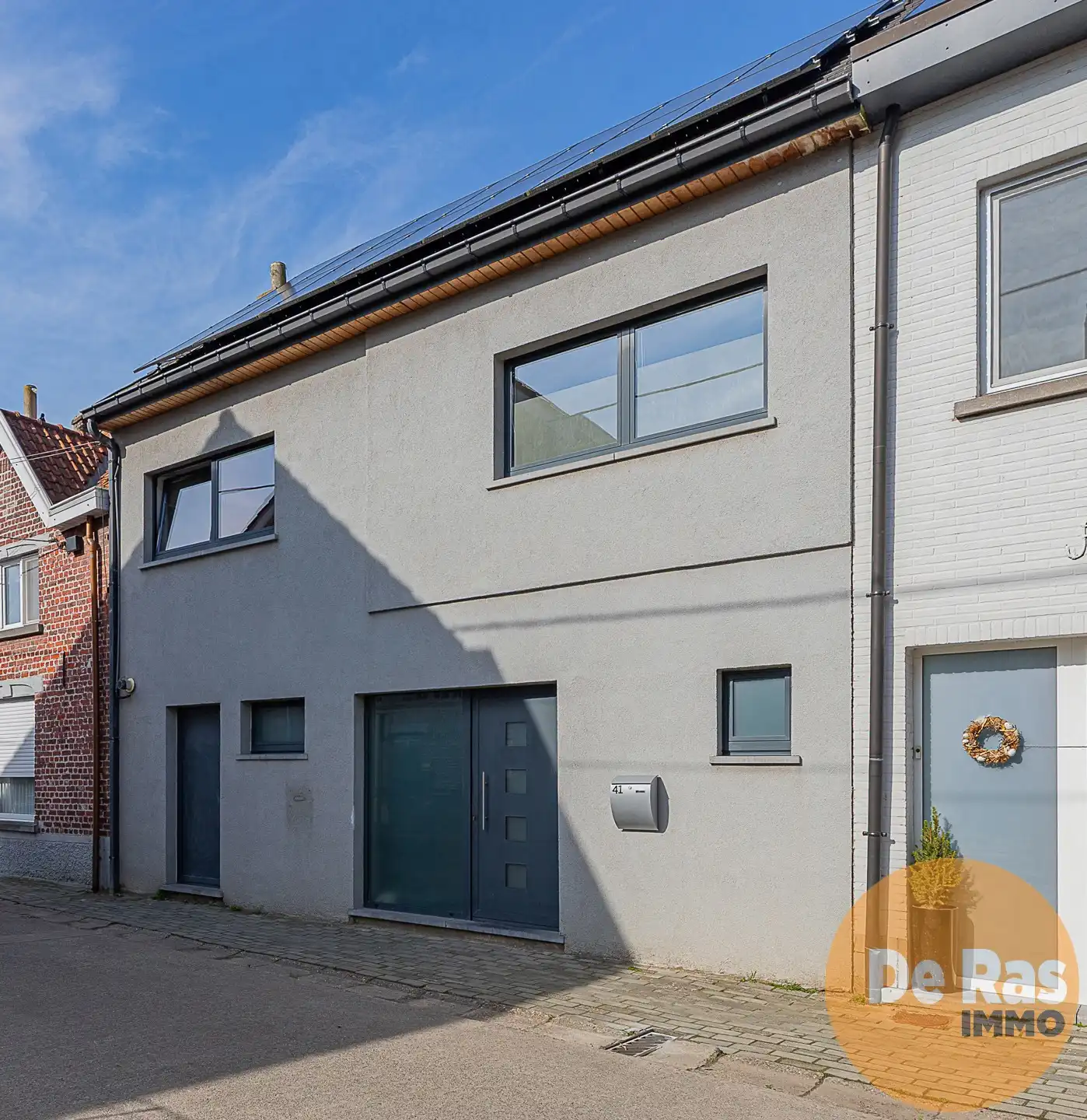 LEDE - instapklare woning met 4 slpks en leuke tuin! foto {{pictureIndex}}