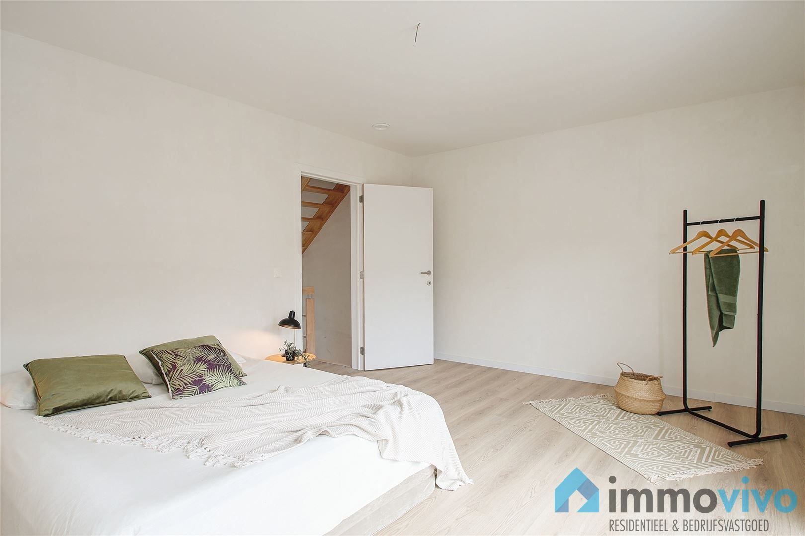 Instapklare, volledig gerenoveerde woning met zonnepanelen in Niel. foto 13