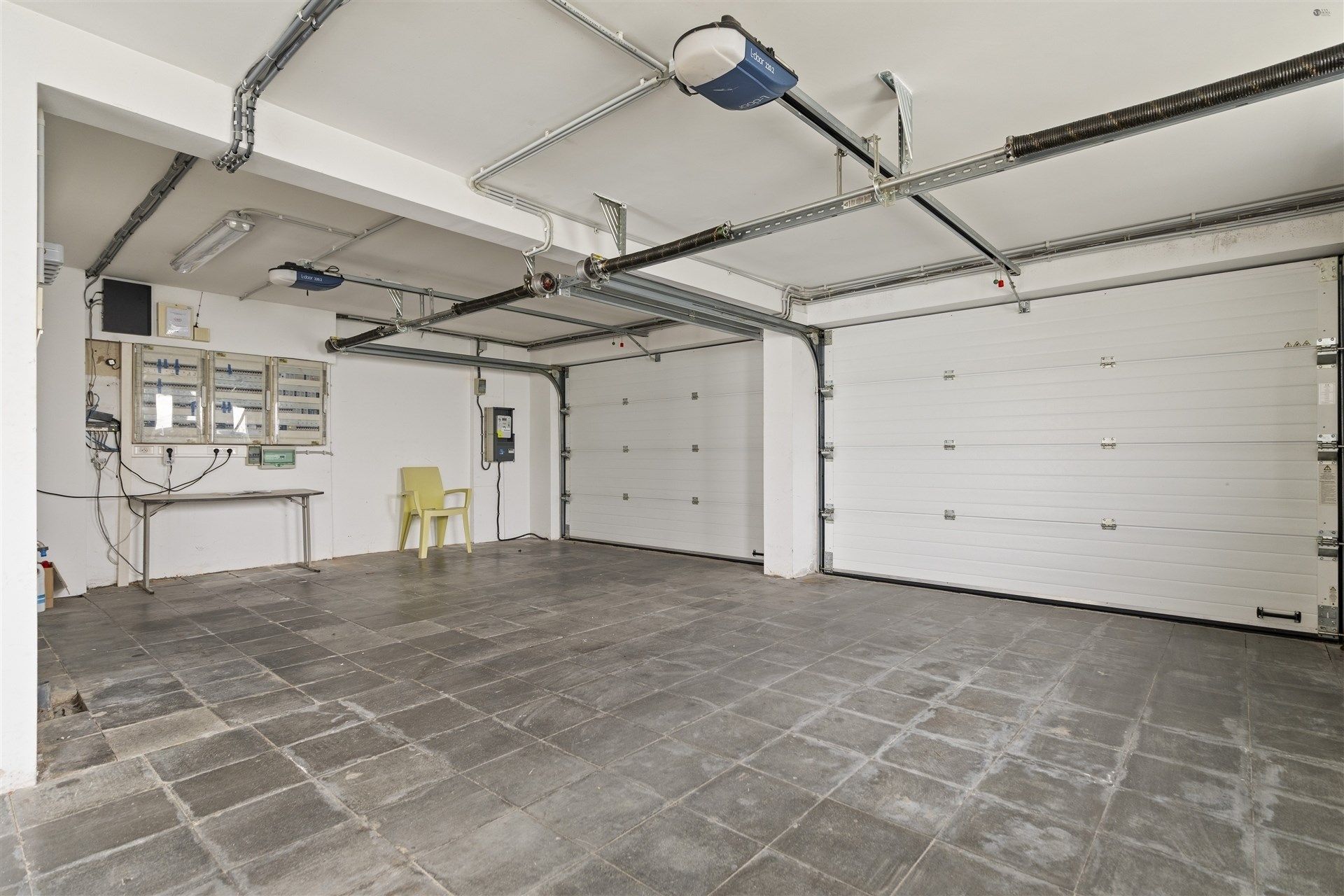 Ruime moderne villa met alle luxe op 5.176m² foto 27