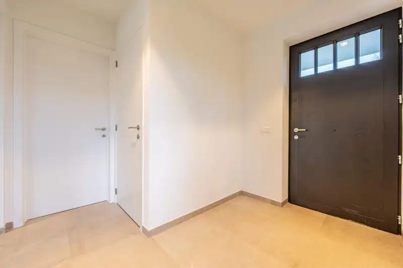 Luxueuze landelijke woning TE HUUR met ruime tuin, garage en 3 slaapkamers in het prachtige Wielsbeke. foto 2