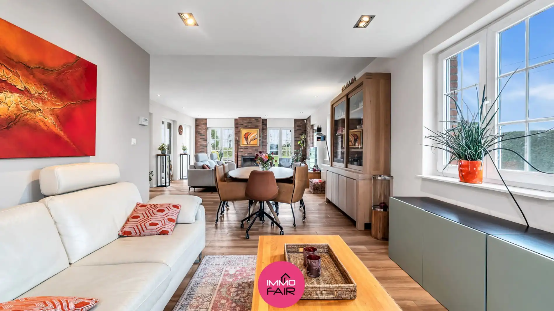 Vrijstaande woning op royaal perceel met panoramisch uitzicht, vlakbij Maastricht foto 6