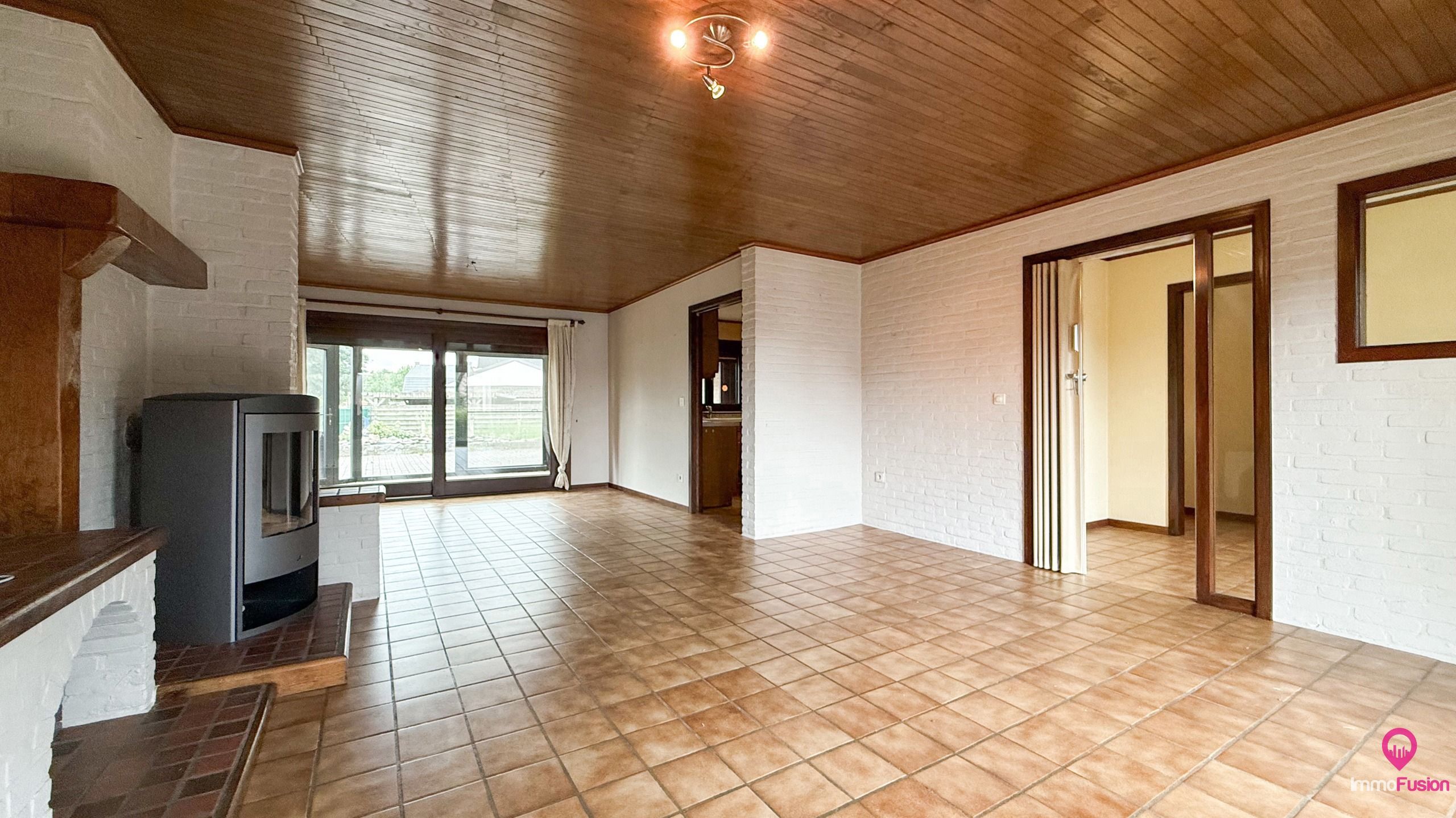 Ruime instapklare bungalow met 3 slpks op 8are82 in Bocholt! foto 4
