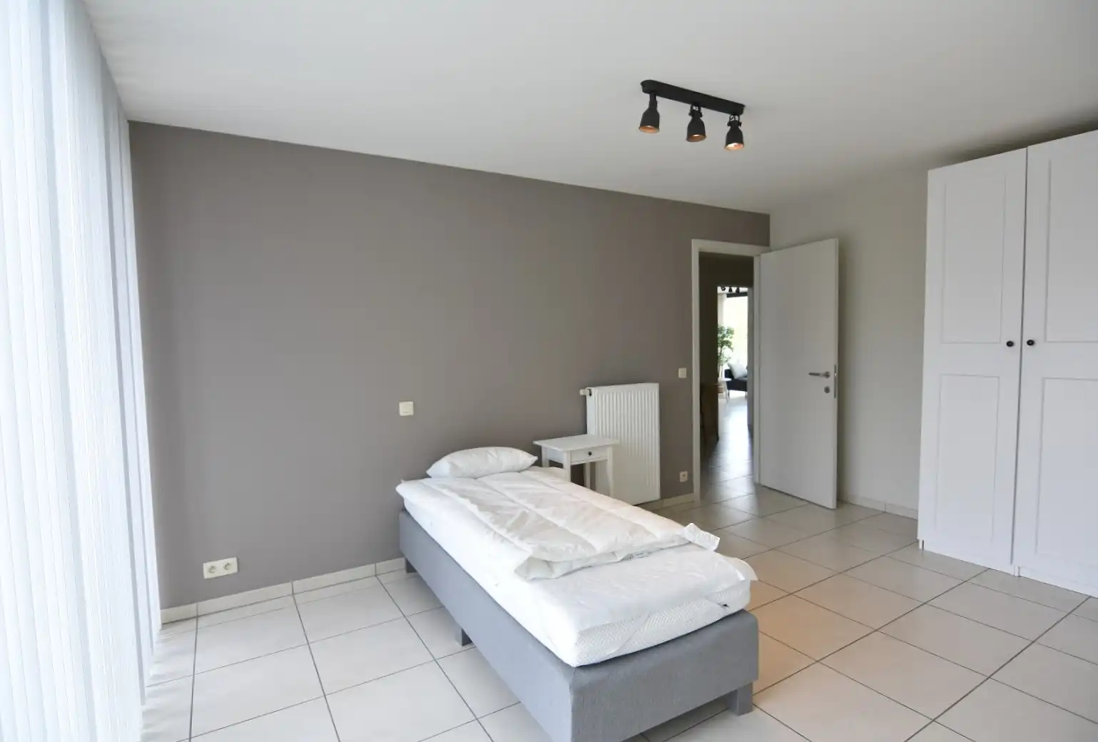Lichtrijk en ruim 3-slpk appartement in Rumbeke foto 11