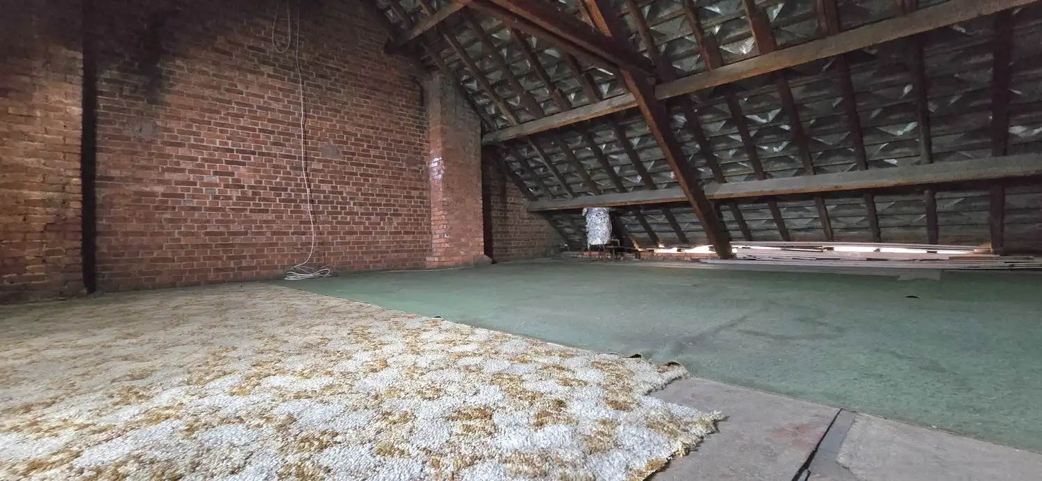 Te renoveren gesloten bebouwing te koop foto 22