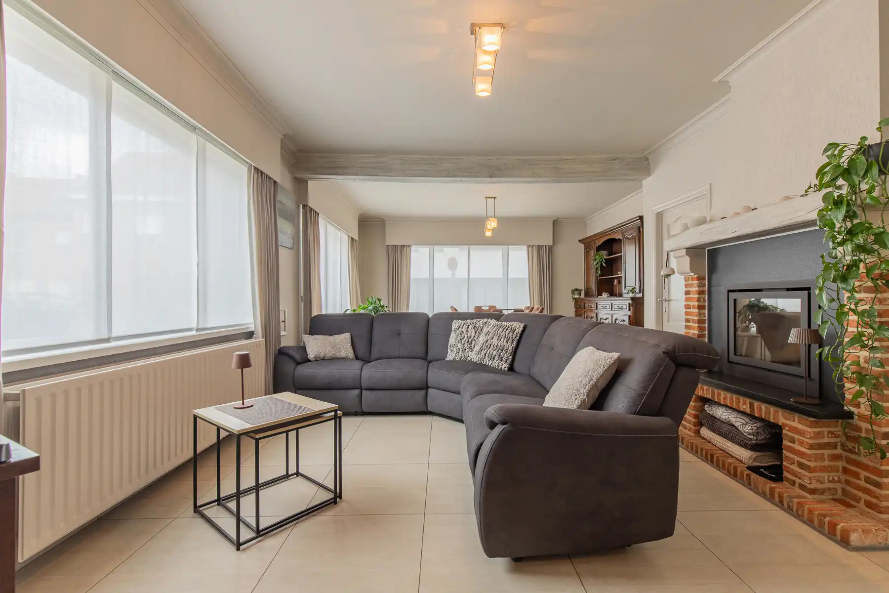 Instapklare woning in het centrum van Zele foto 4