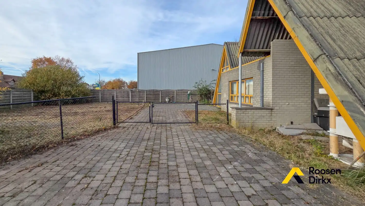 Industriehal met conciërgewoning op ca. 50 are – Bree foto 19