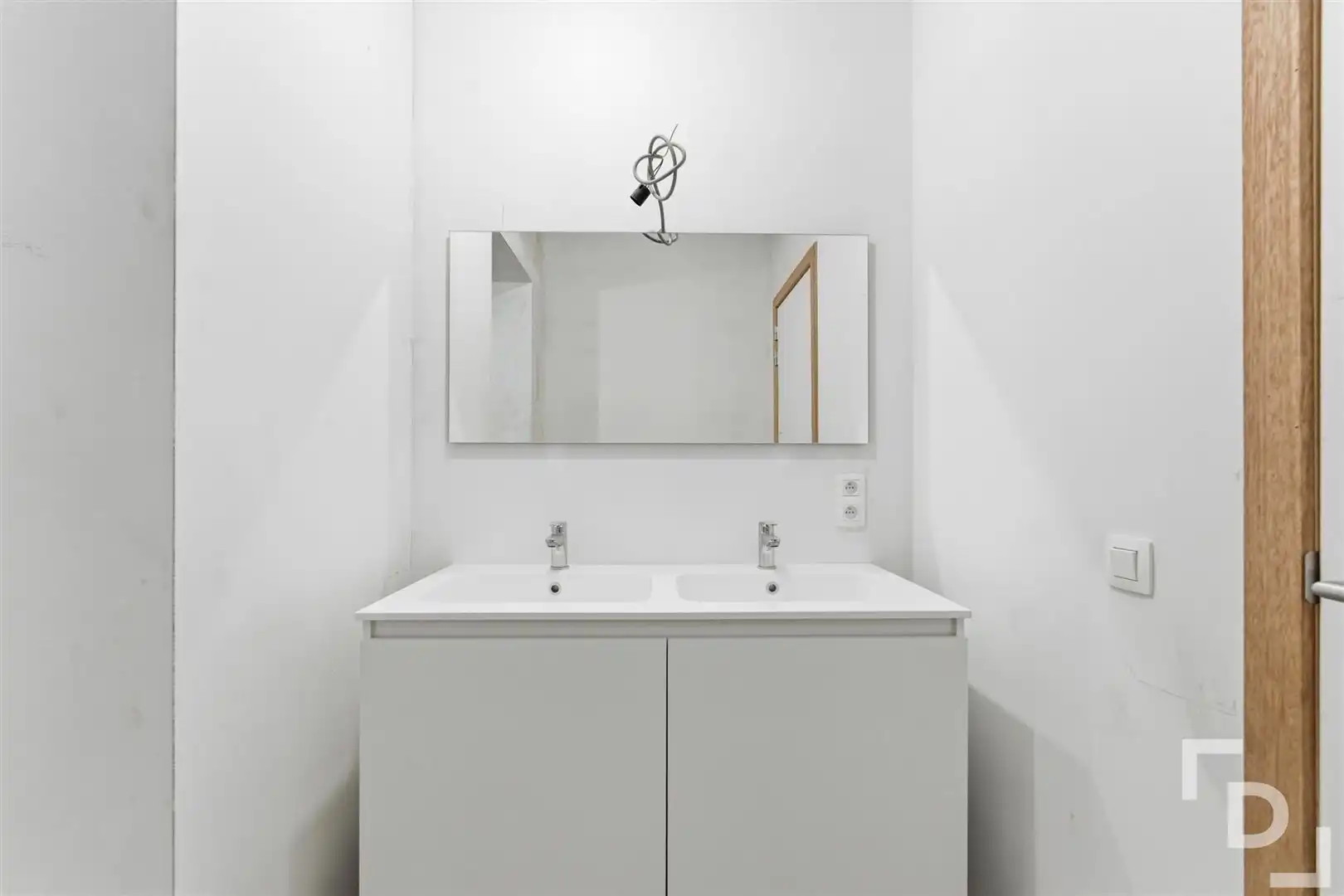 Nieuwbouwappartementen op toplocatie in centrum Ieper. foto 38