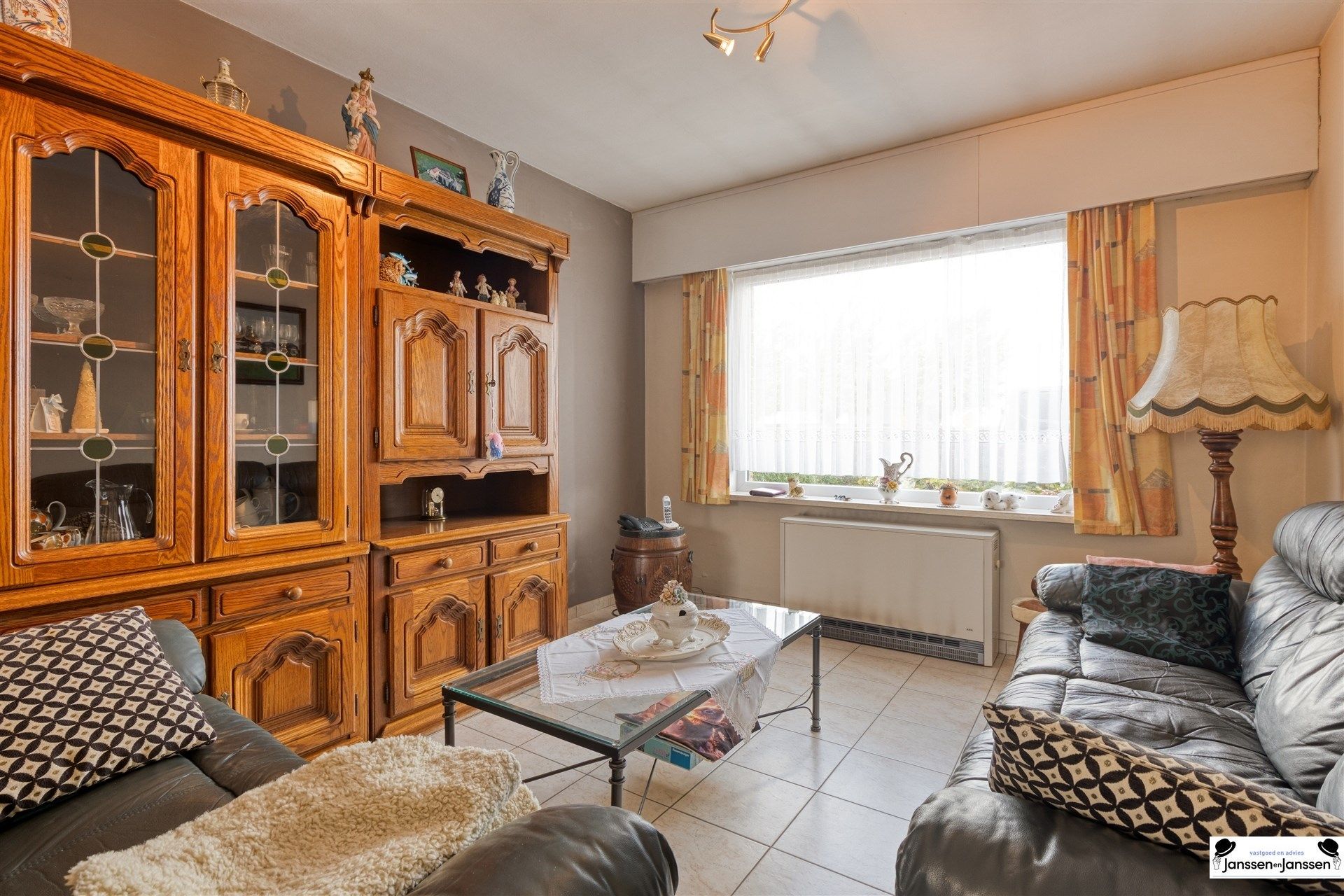 Op te frissen woning met 3 slaapkamers foto 4