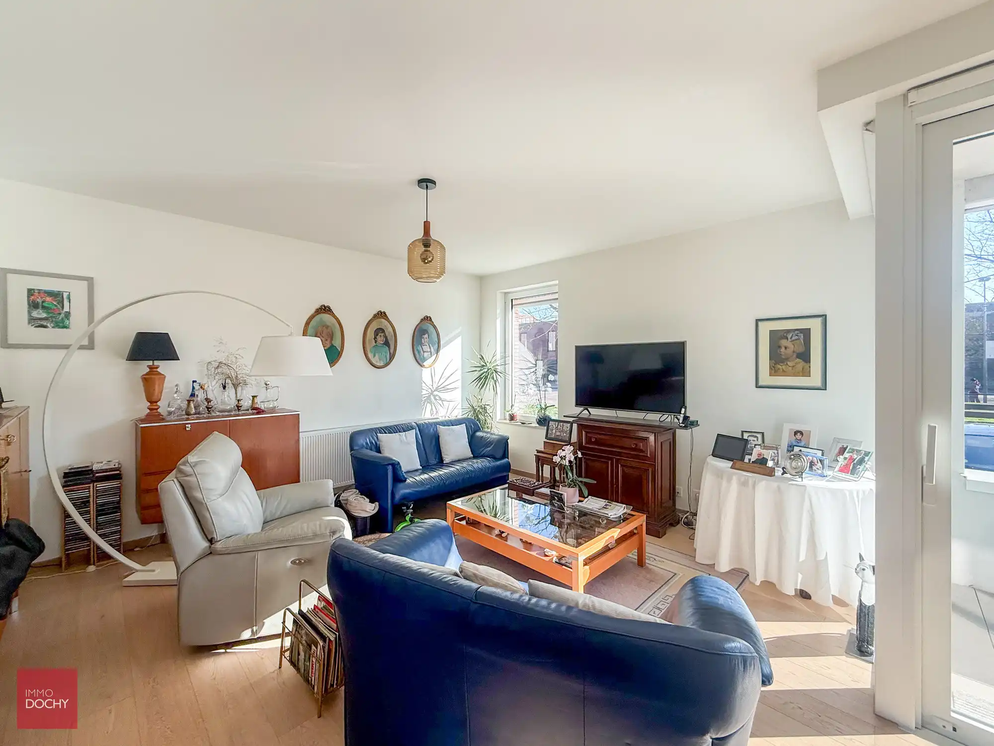 Ruim recent en energiezuinig appartement nabij Sint-Rochuskerk foto 5