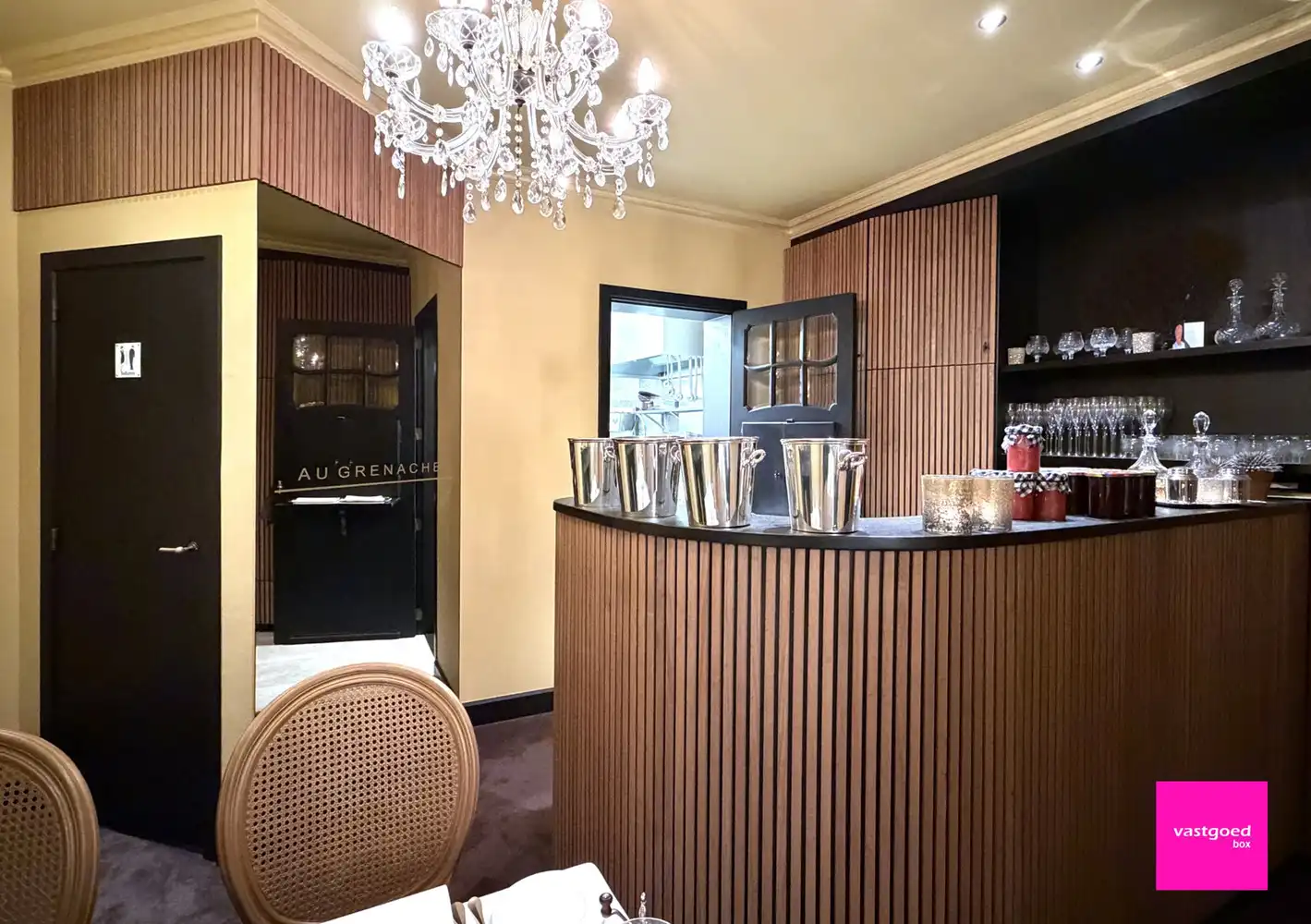 Veelzijdig handelspand met woonst op topligging nabij zee – Oostende/Mariakerke foto 7