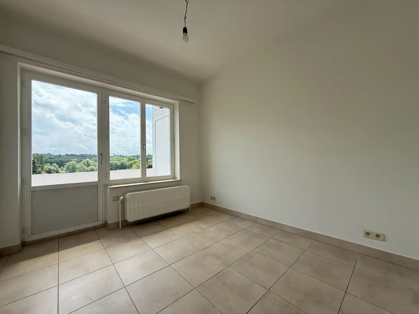 Instapklaar 2-slpk appartement met garage foto 6