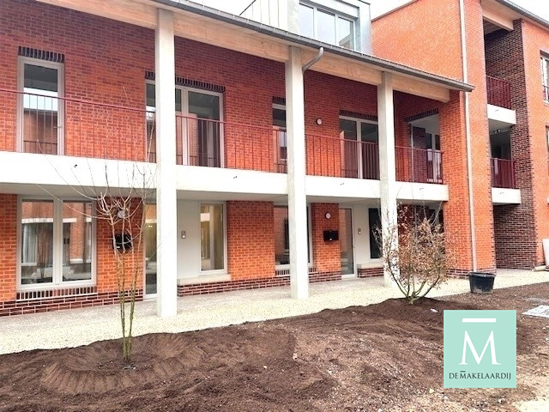 Gelijkvloers nieuwbouwappartement met 2 slaapkamers, terras/tuin op toplocatie! foto 5