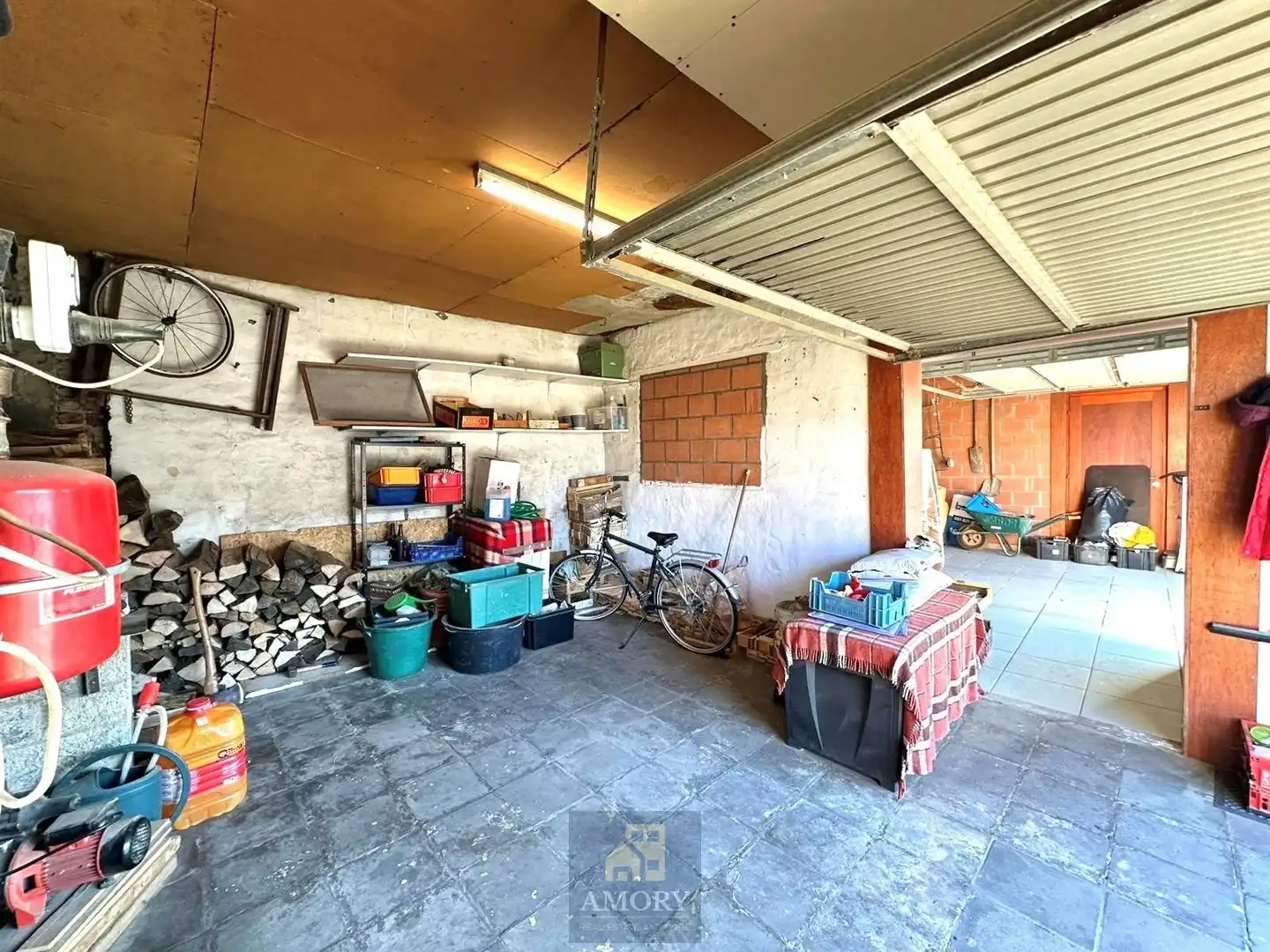 Halfopen woning met dubbele garage foto 13