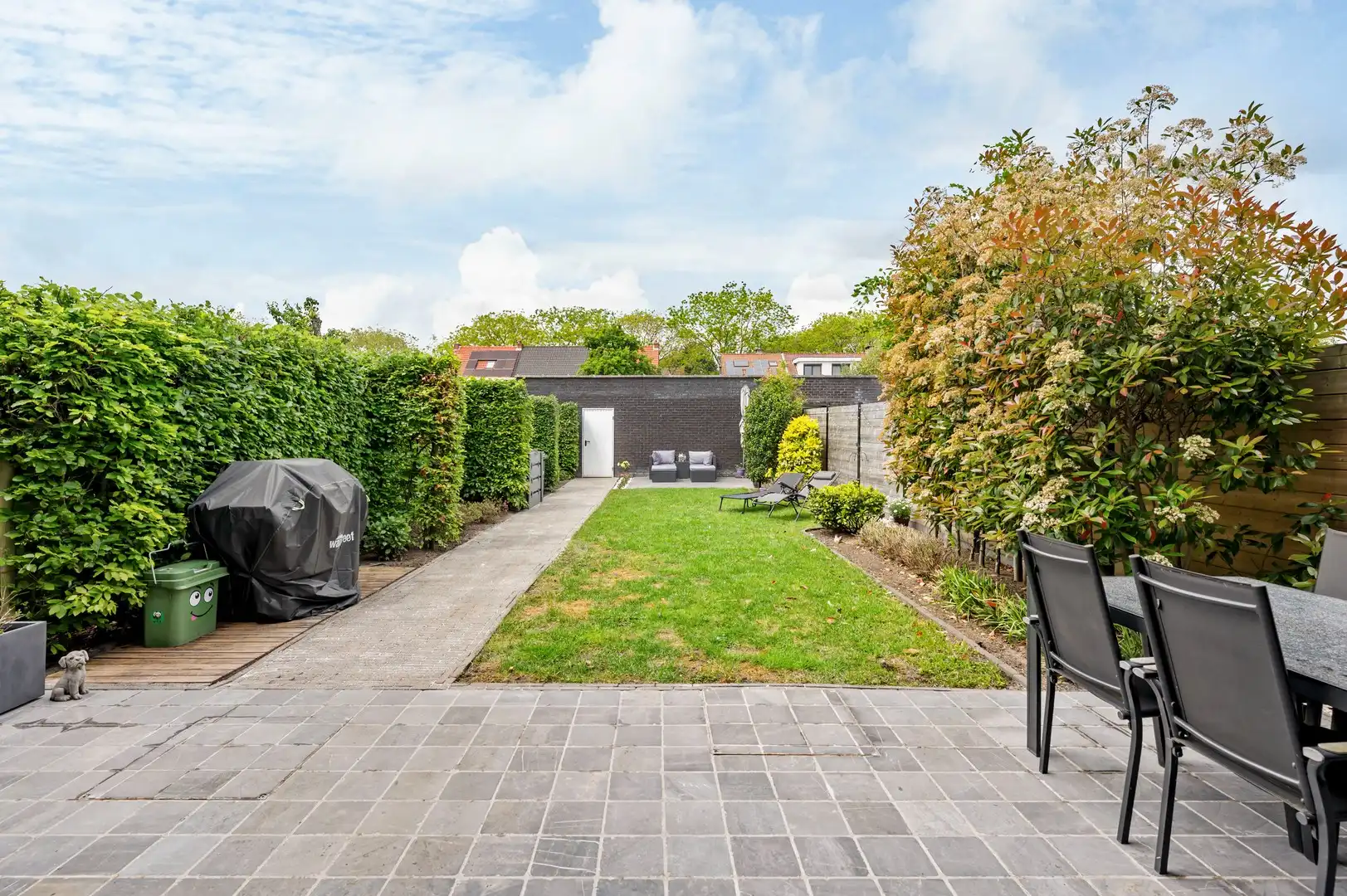 GLV-appartement Brasschaat met zonnige tuin en garage foto 13