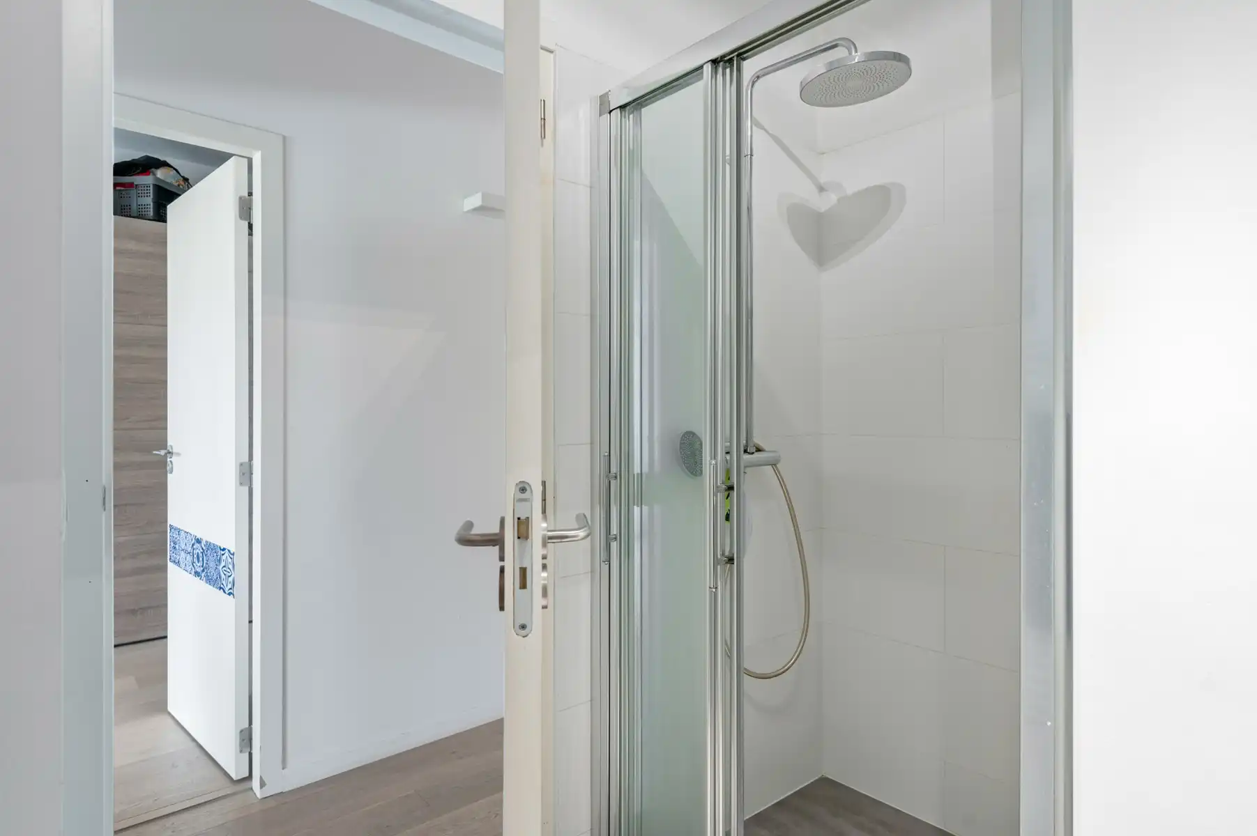 IN OPTIE !! Instapklaar appartement in hartje Wilrijk foto 15