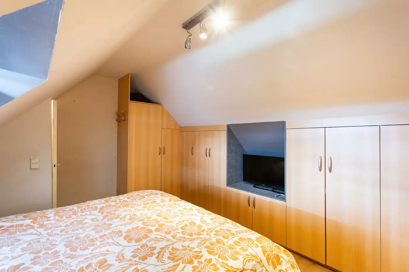 Instapklare woning met 3 slaapkamers in Zwevegem foto 13