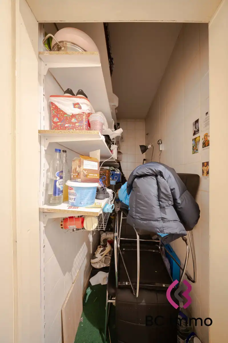 Grote woning met studio, tuin en extra kamers foto 13