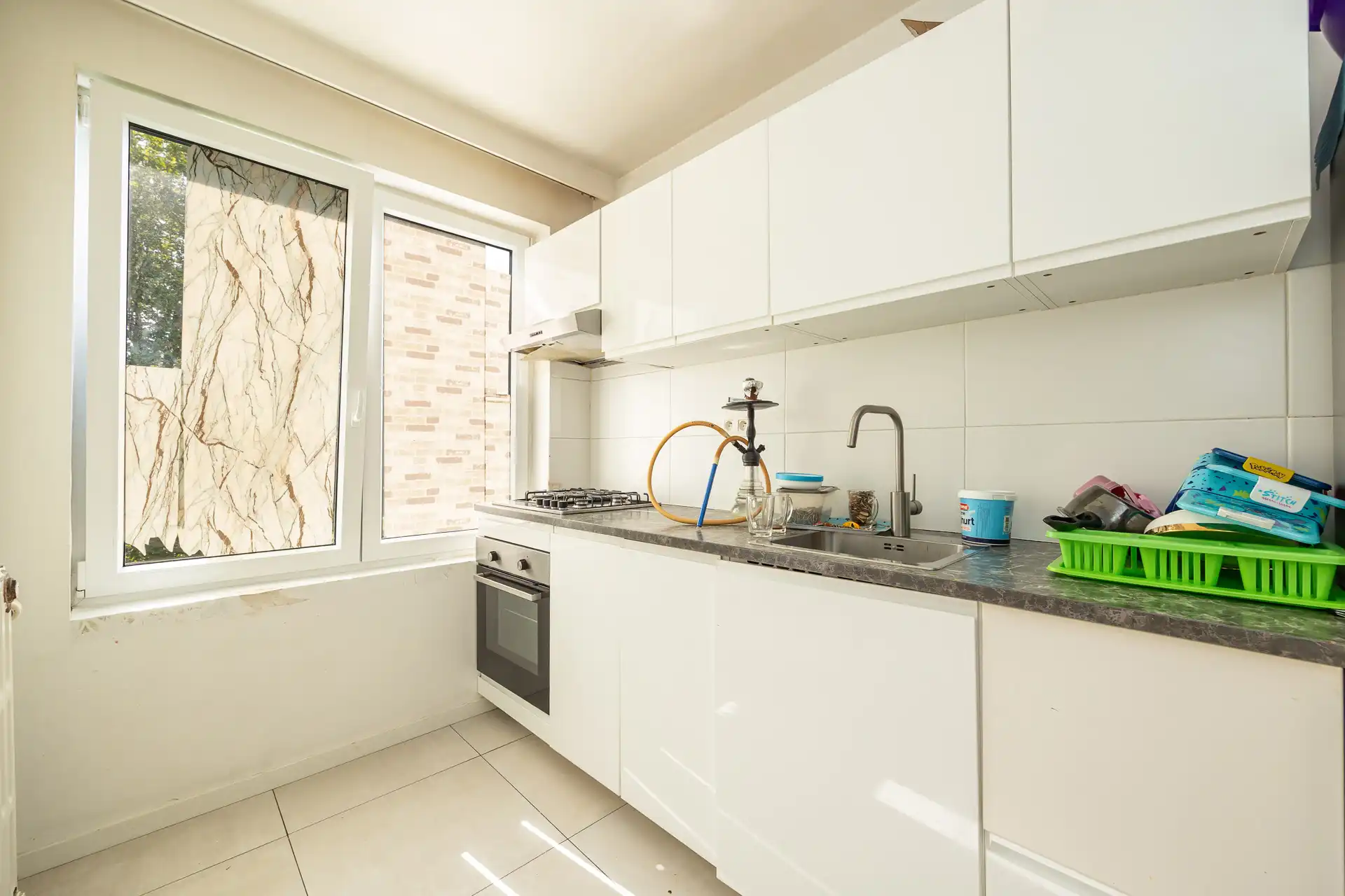 Lichtrijk appartement met 2 slaapkamers, terras en kelder foto 5