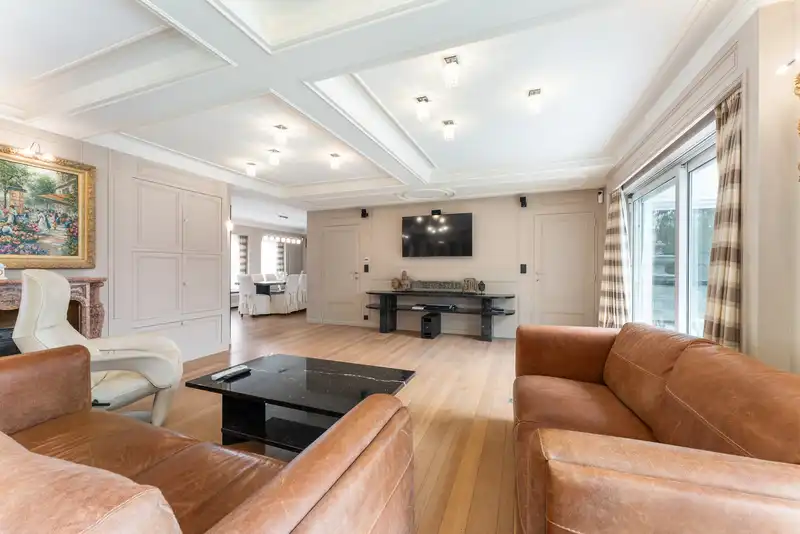 Hoofdfoto van de publicatie: Roeselare - Stadsrand : charmante instapklare open bebouwing met prachtige tuin en ruim wooncomfort (3 slpks) 715 m²