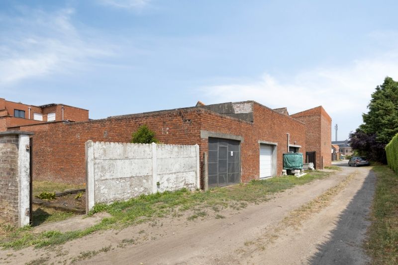 Gezellige rijwoning met achtertoegang en vlotte verbinding naar de kust! foto 14