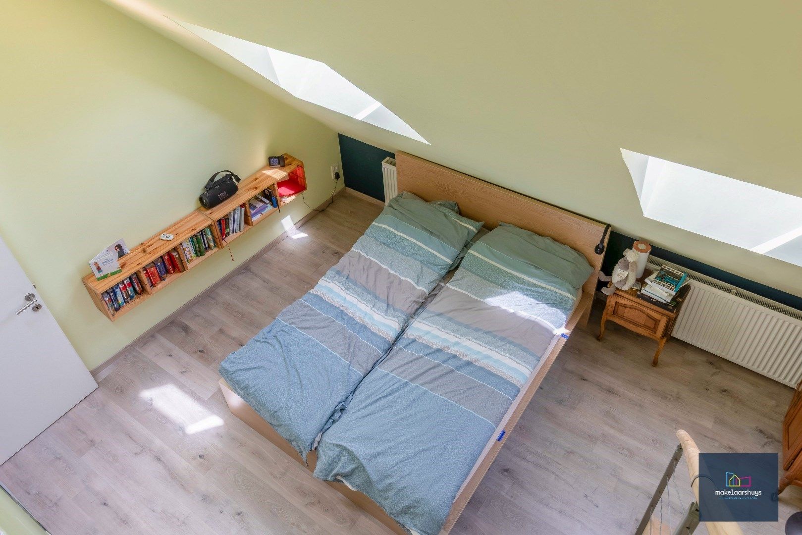 Instapklare woning met aangename tuin en garage foto 19