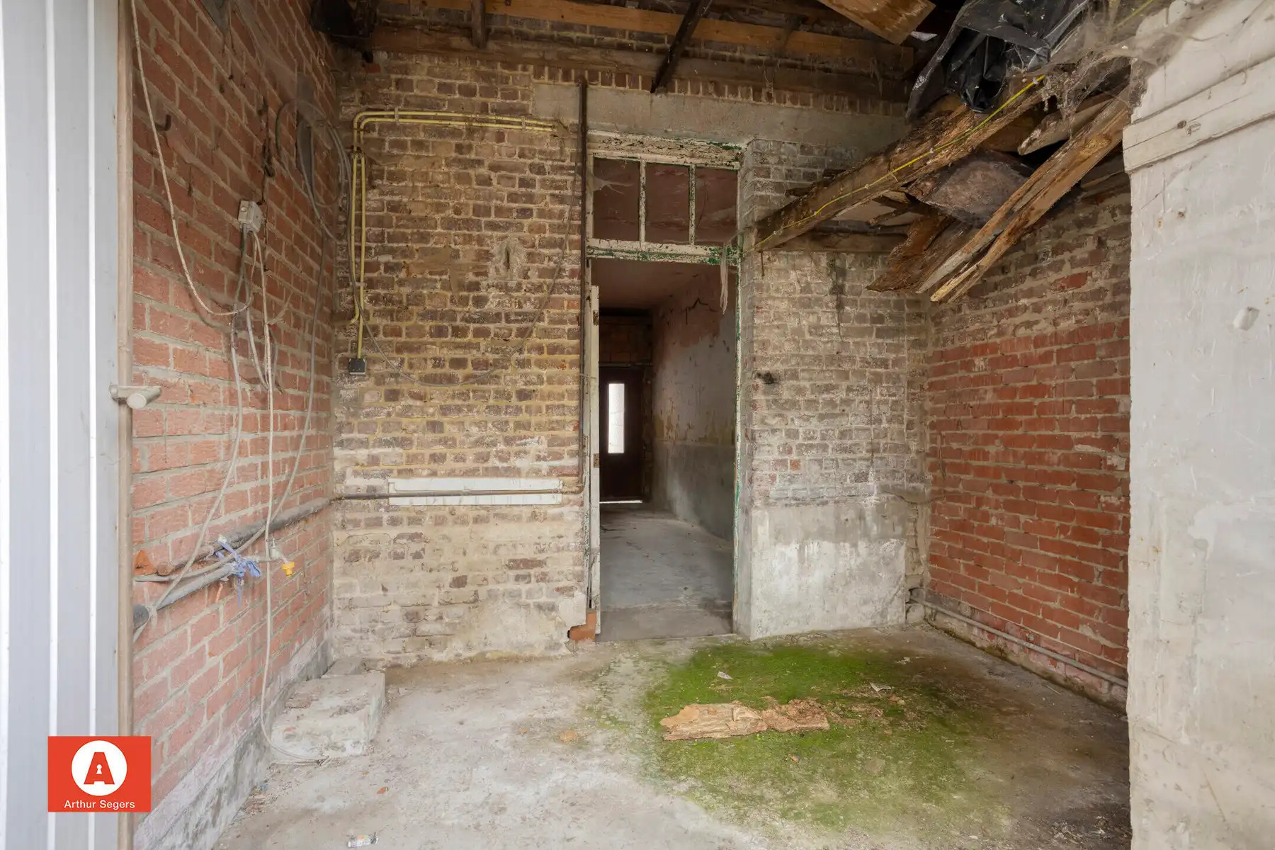 Te renoveren woning nabij het centrum van Opwijk foto 25