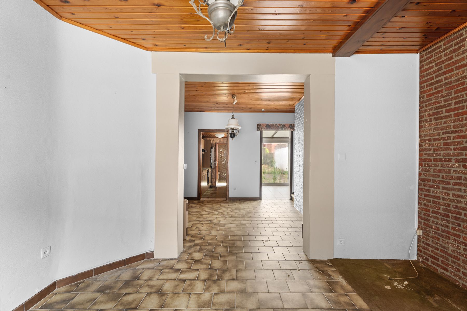 Geheel te renoveren woning nabij centrum Heusden foto 3