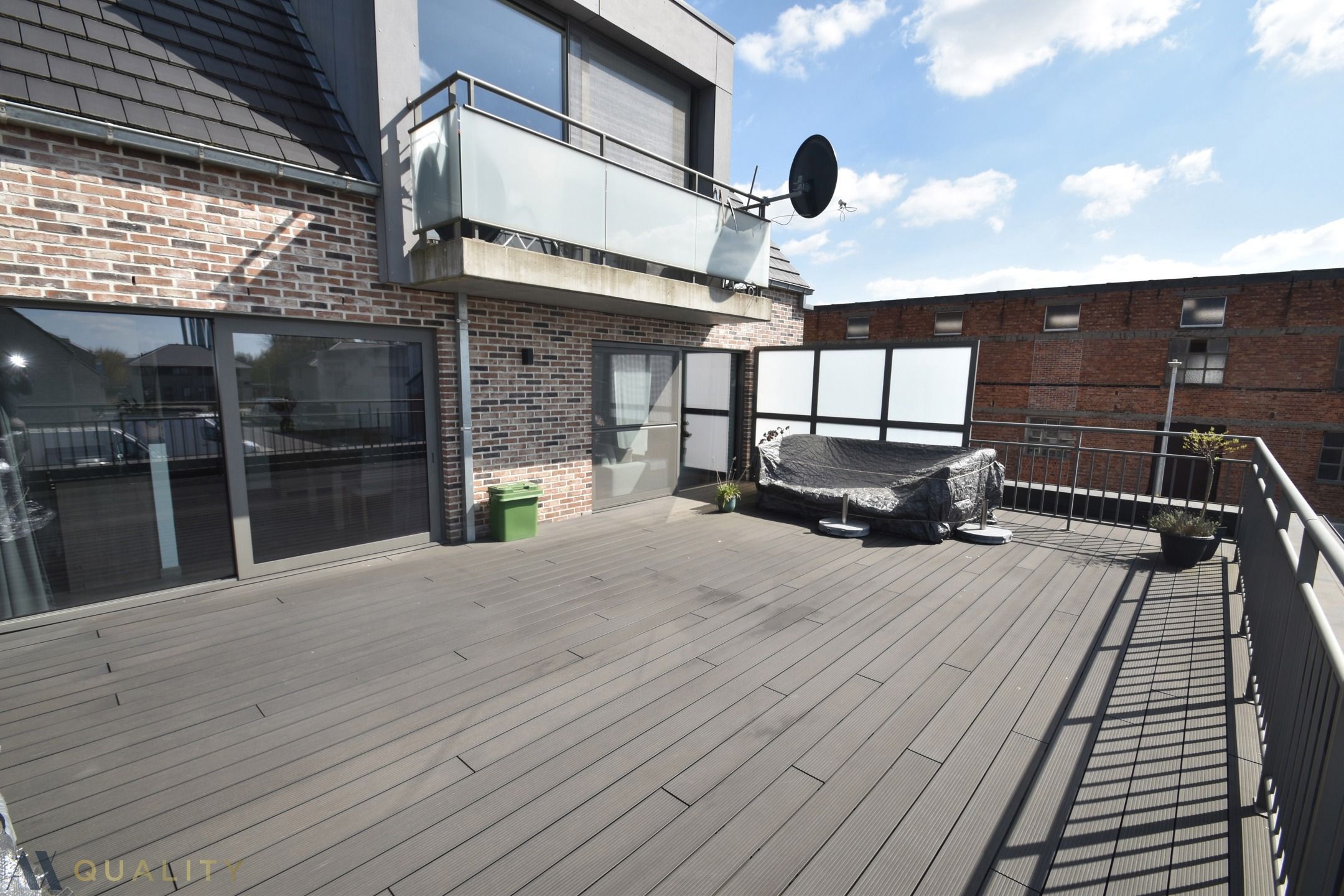 Modern 3 slpk.-appartement met groot terras, autostplts en  lift. Vrij vnf 01/01/'26 foto 12