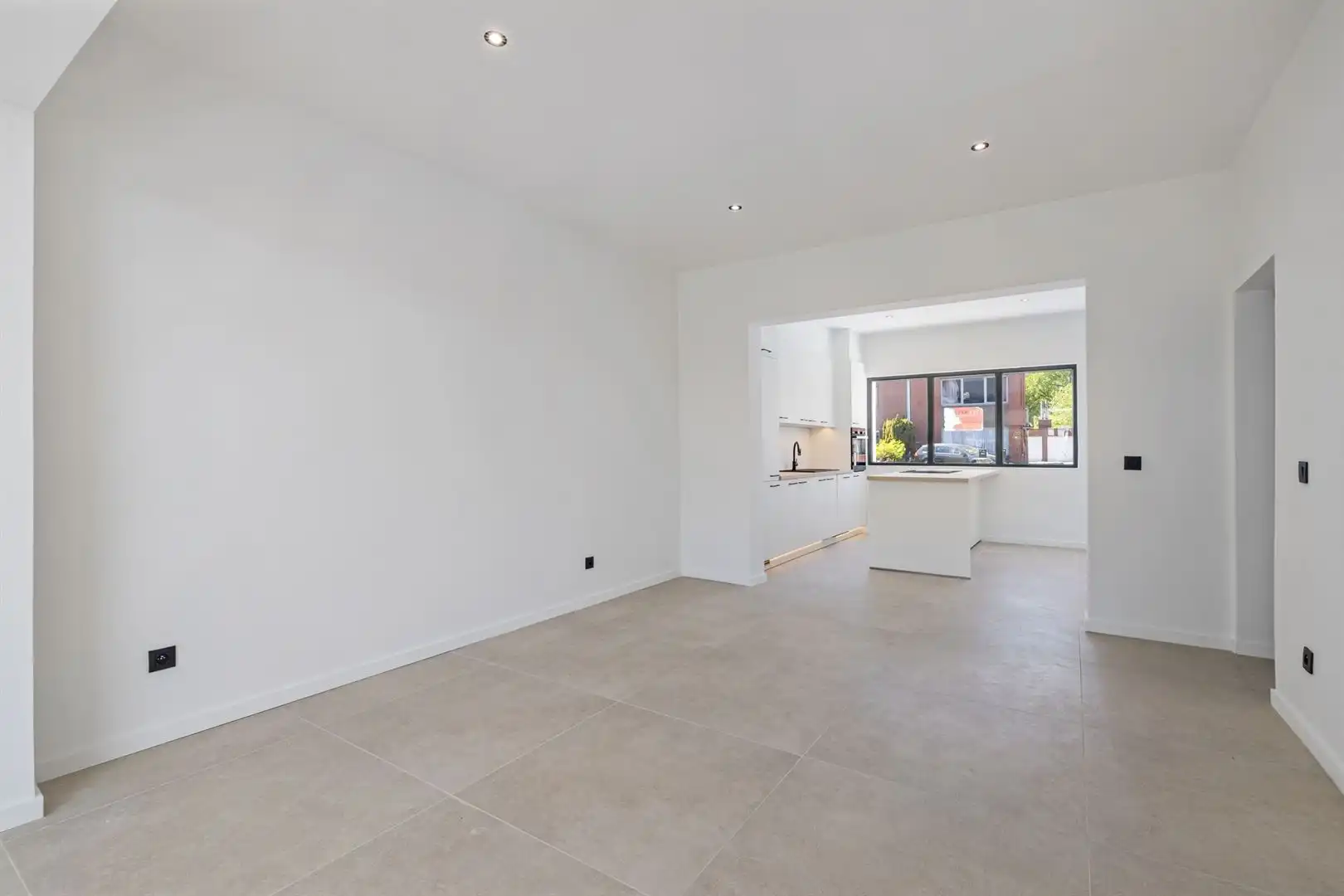 Totaal gerenoveerde en energiezuinige woning  foto 4