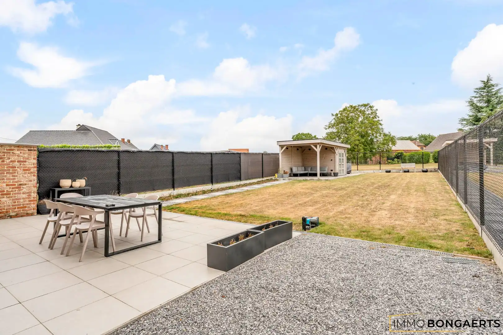 Recente gezinswoning met 3 slaapkamers  foto 31