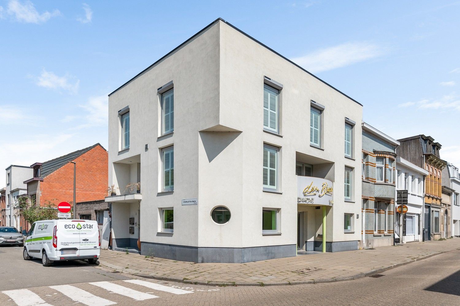 Gebouw met gemend gebruik te koop in Hoboken! foto {{pictureIndex}}