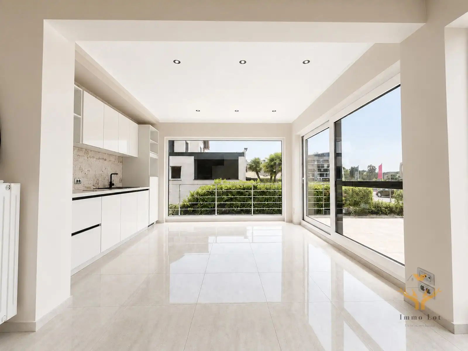 Luxueus, vernieuwd appartement met uniek zicht op Donkmeer foto 4