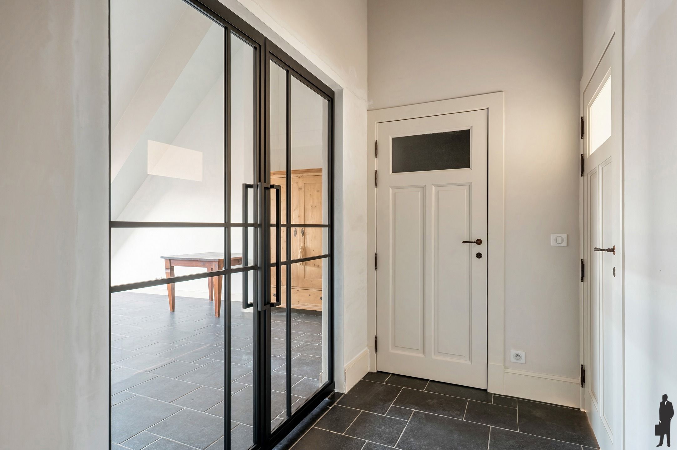Vernieuwd appartement in het hart van Hoogstraten foto 2